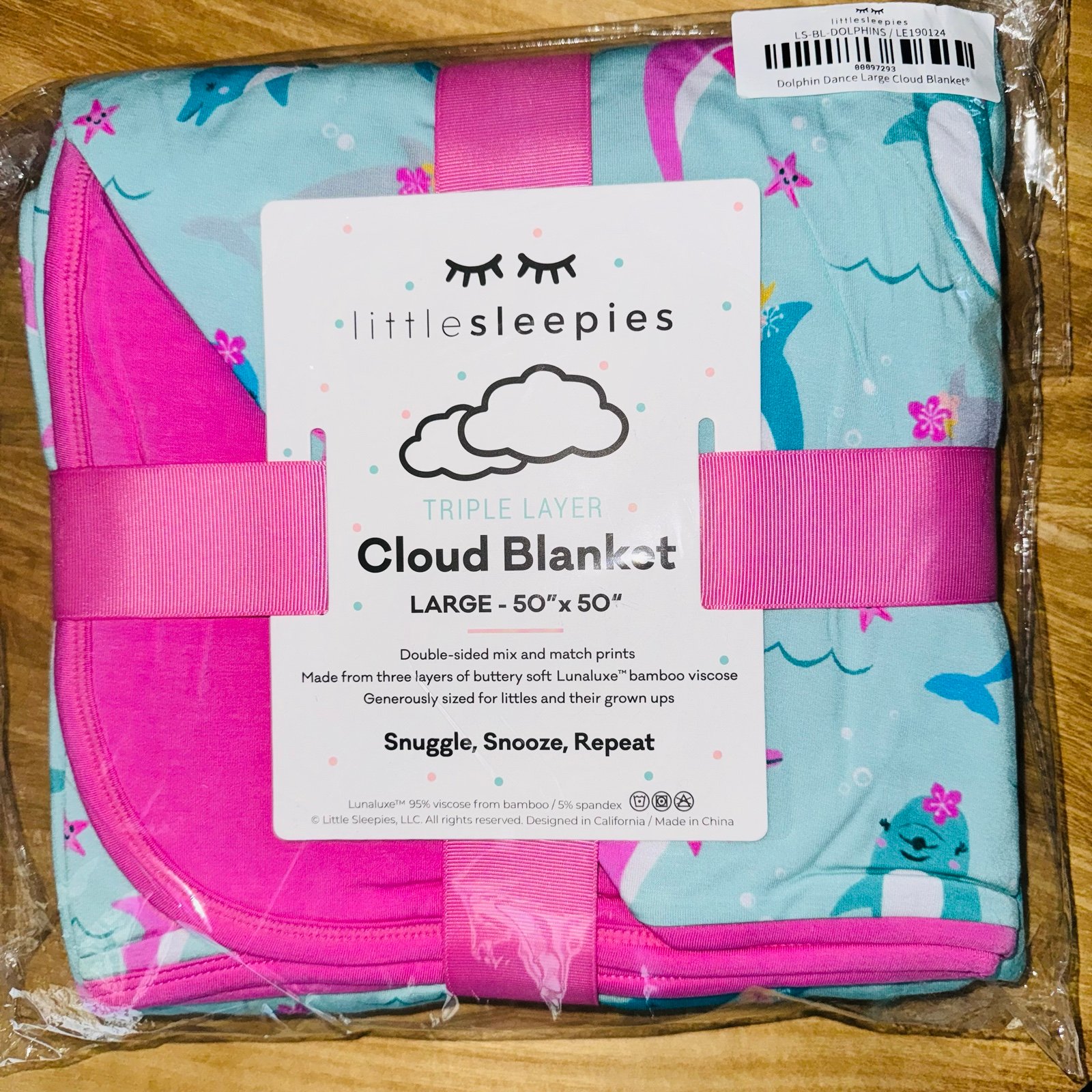 Little Sleepies Dolphin Dance Blanket