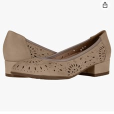New David Tate proud sand beige tan leather perforated low block heels