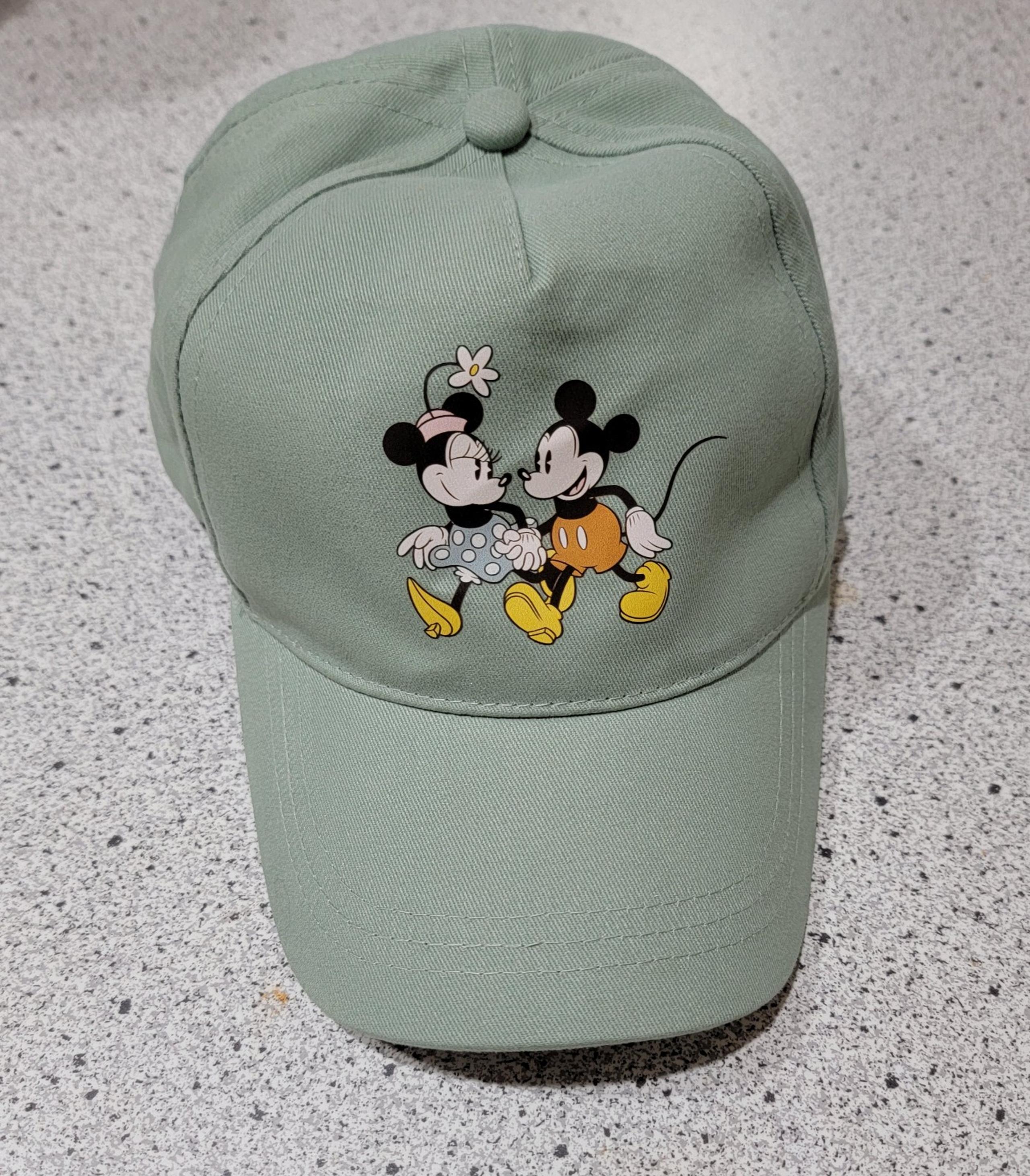 NWT Mickey Mouse Hat
