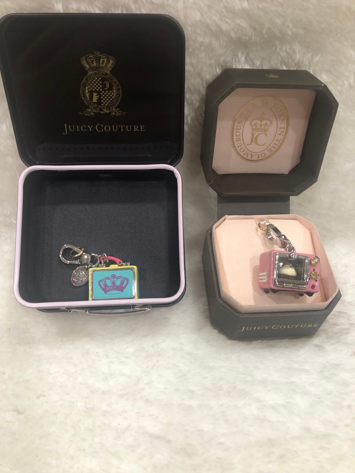 Juicy Couture charm bundle cupcake end lunch boX