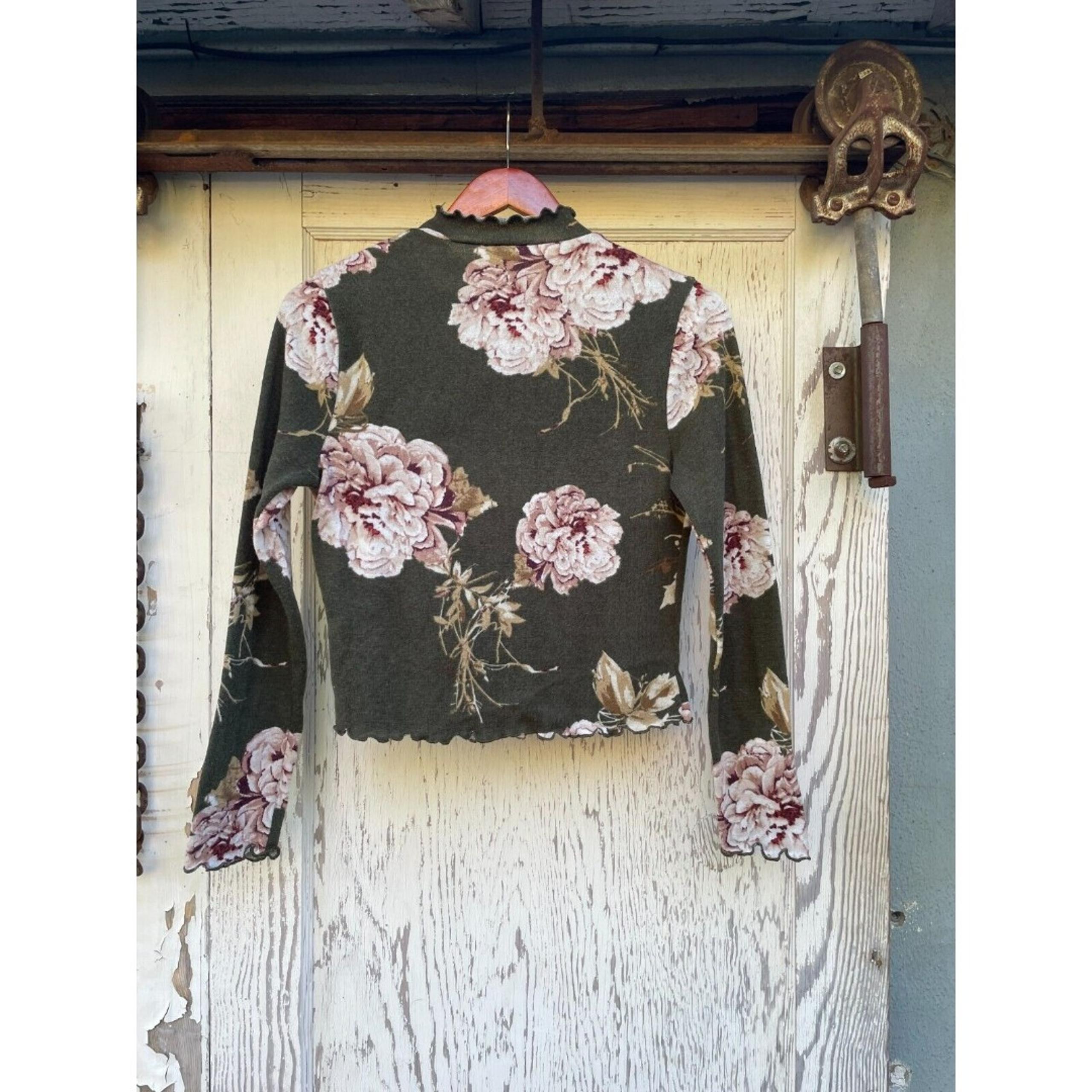 Charlotte Russe Green Flower Print Knit Top  Size Large