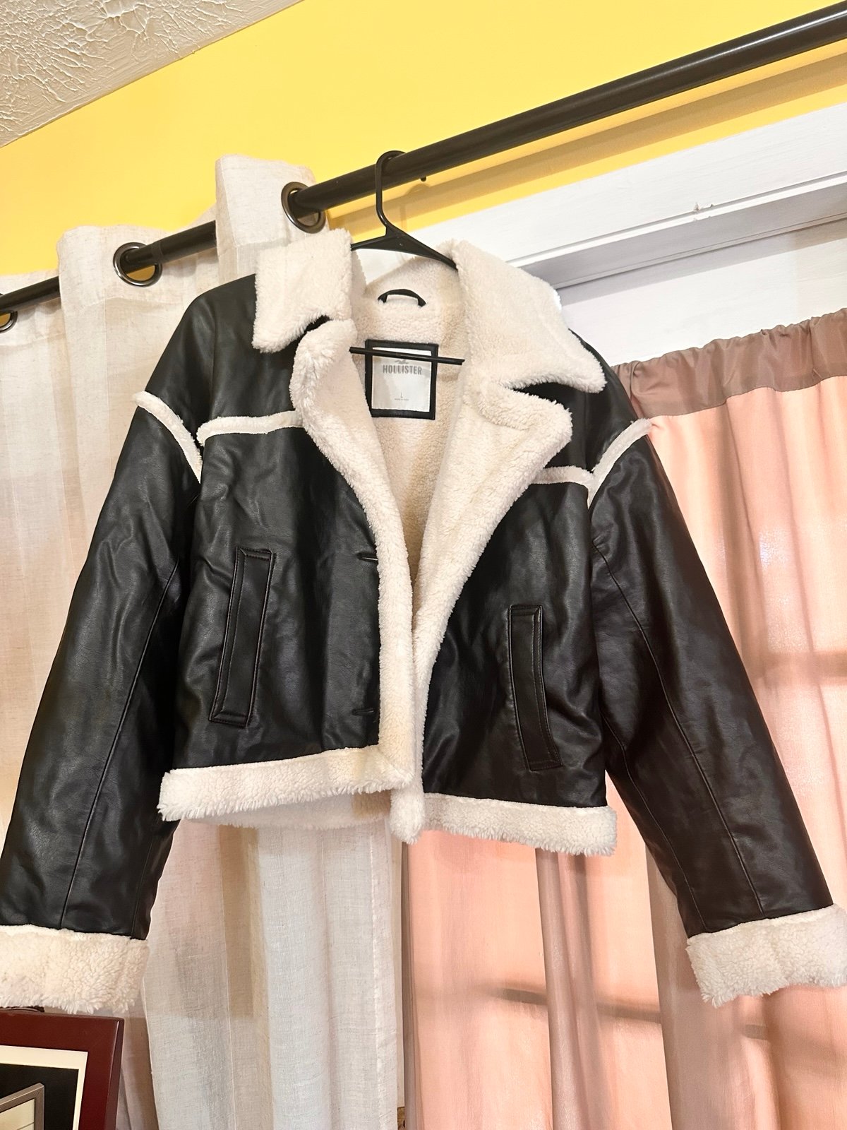 Hollister Sherpa lined coat