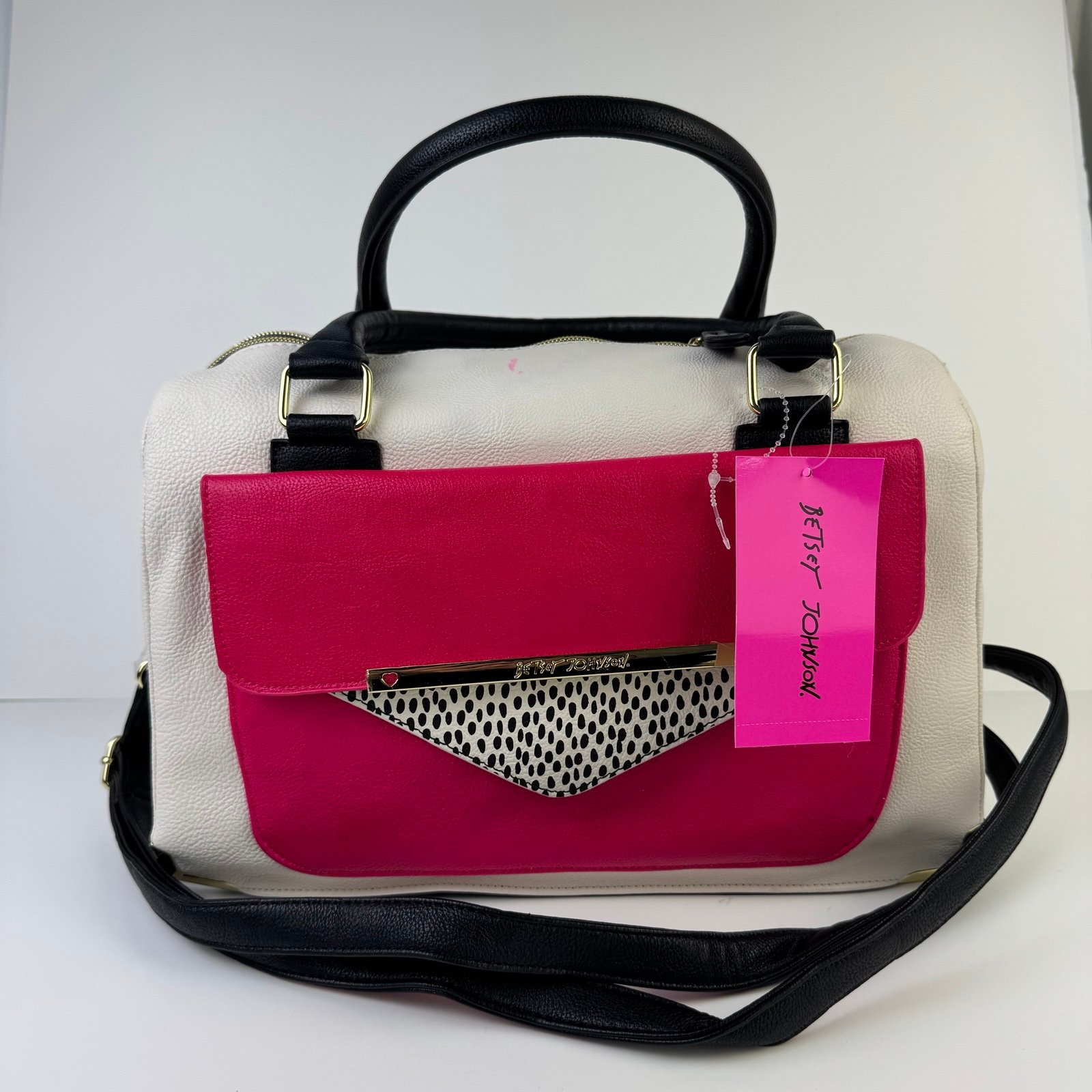 Betsey Johnson White Fuchsia Envelope Pocket Satchel Handbag *New with Flaws*