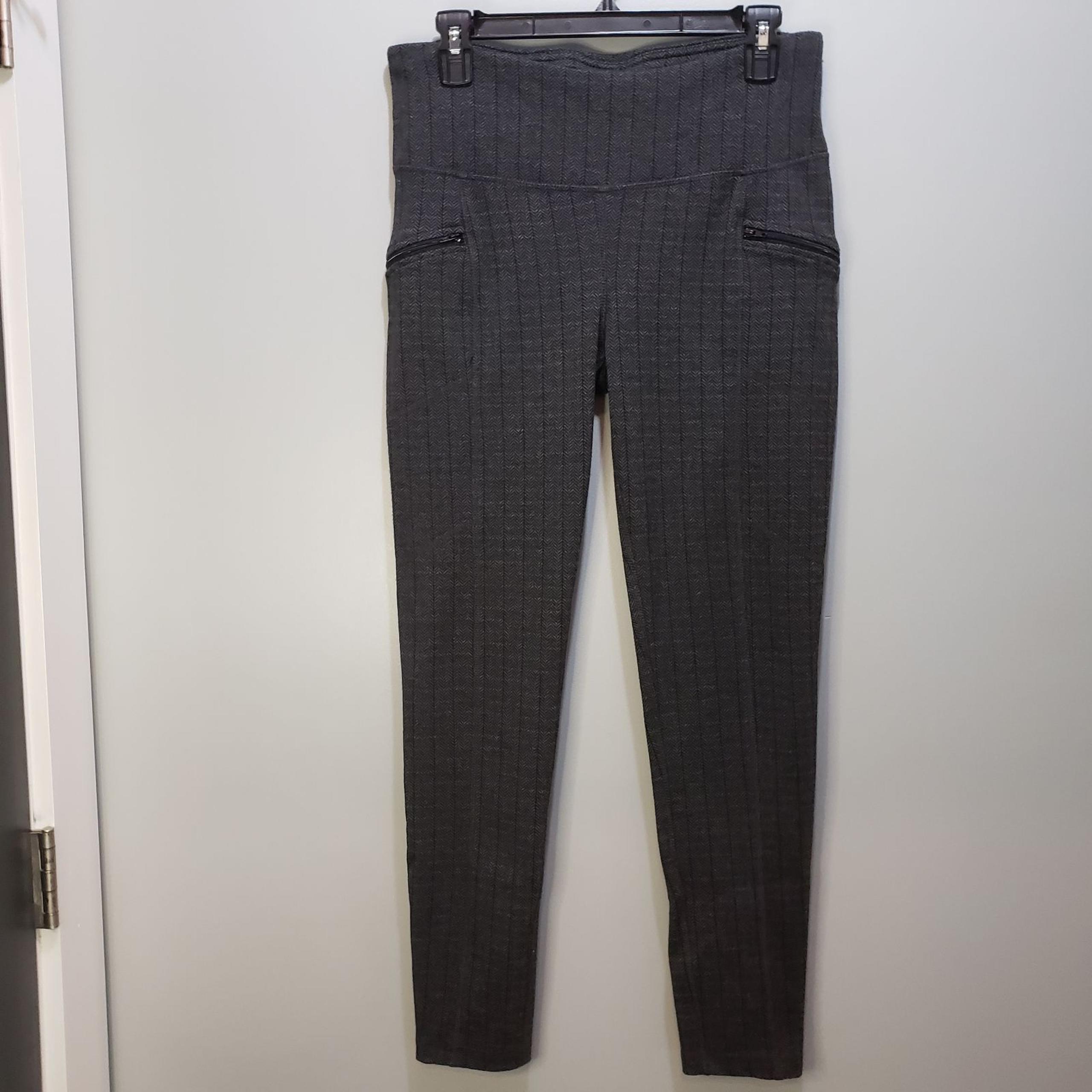 Enlighten Active Houndstooth Moto Style