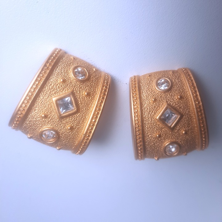 VTG Monet Etruscan Style Gold Tone & Clear Rhinestone Clip On Earrings SIGNED