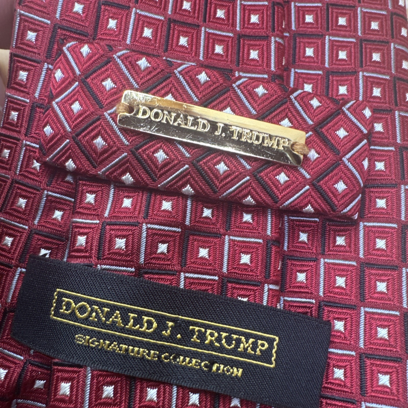 Donald J Trump Signature Red Silk Geometric Tie Gold Bar Business Classic