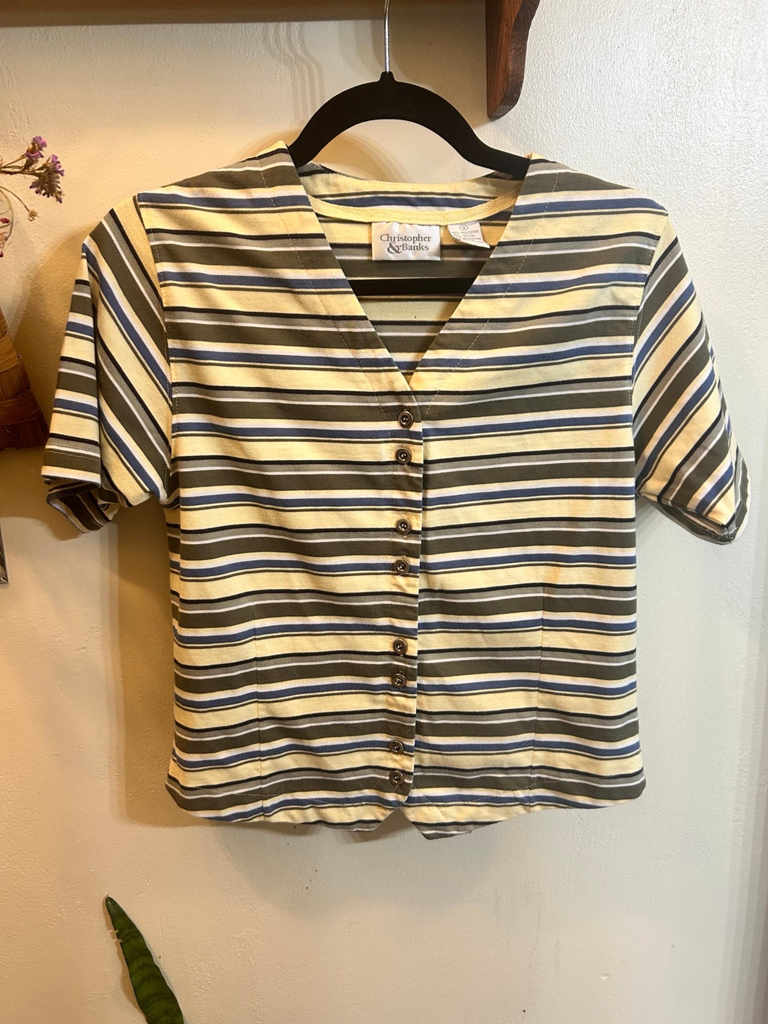 Vintage button tee