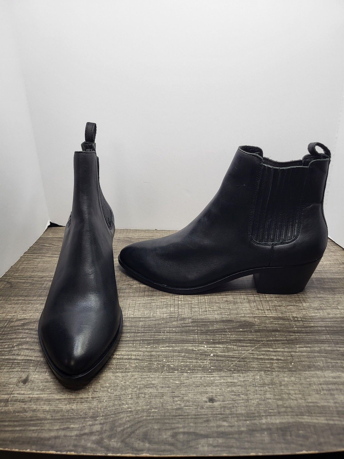 Thursday Boot Co Dreamer Bootie Black Women's 10.5 Leather EUC
