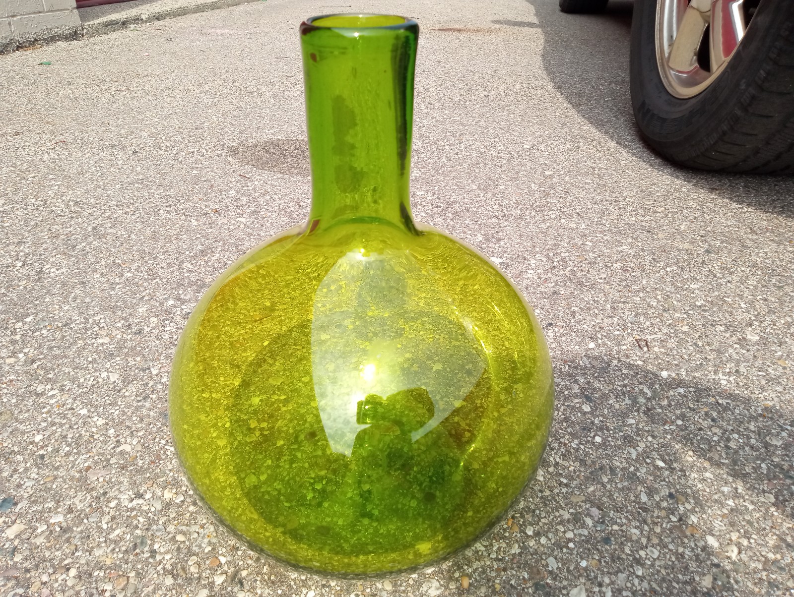Vintage hard to find mid-century larger size Blenko green bottle