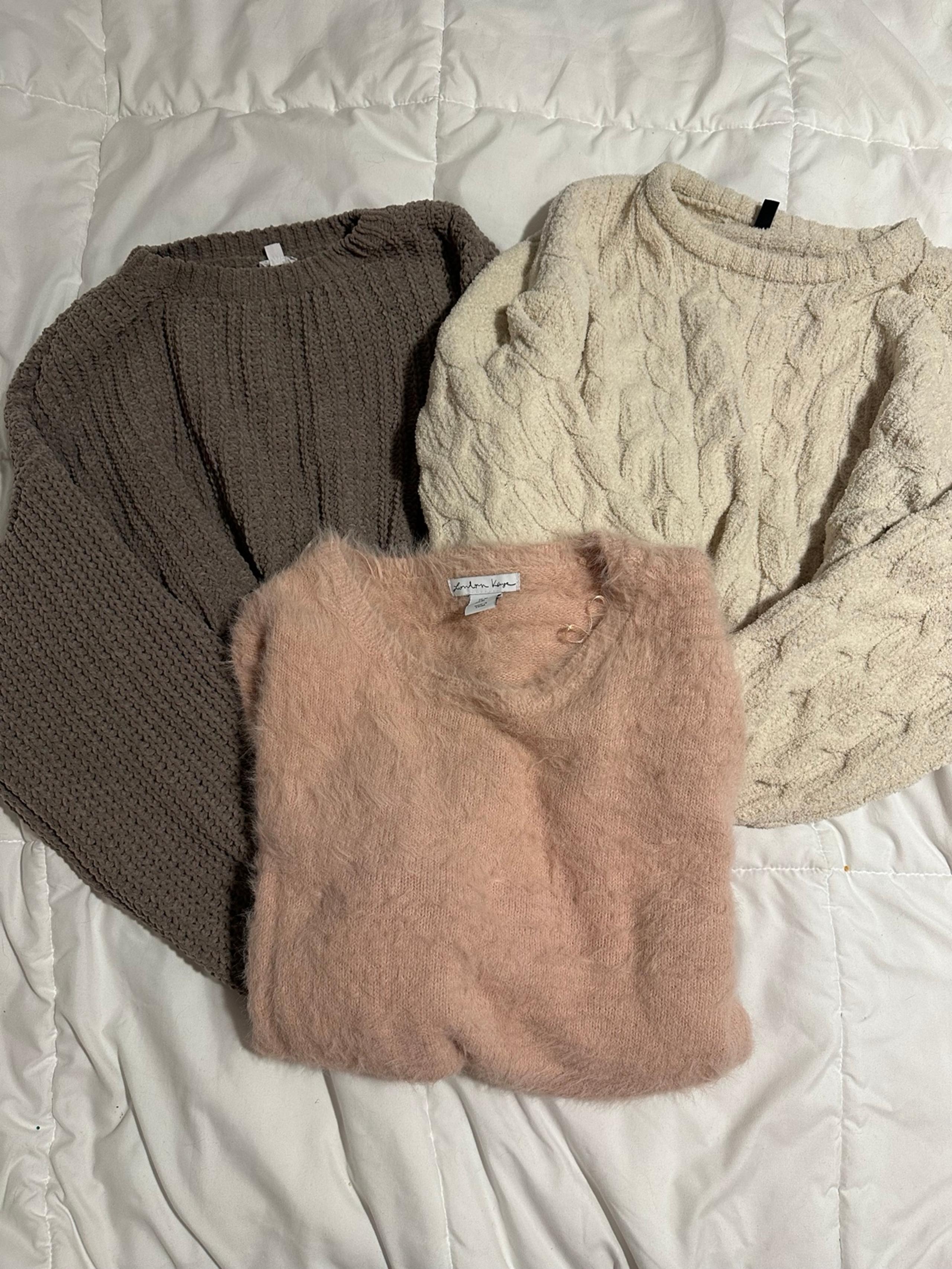 Medium Junior sweater bundle