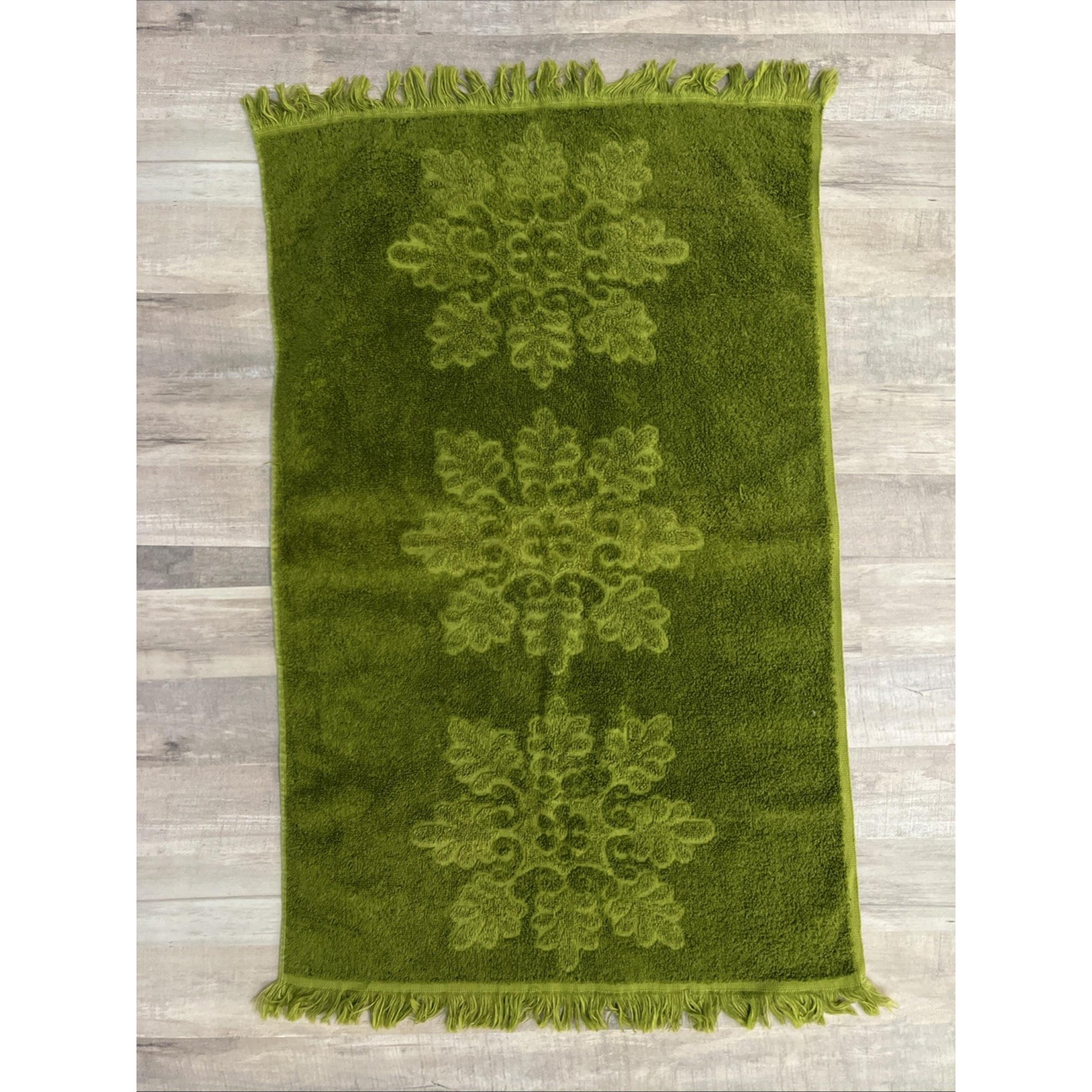 Vtg 60s 70s Cannon Royal Family Avocado Green Hand Face Towel Snowflake Fringe