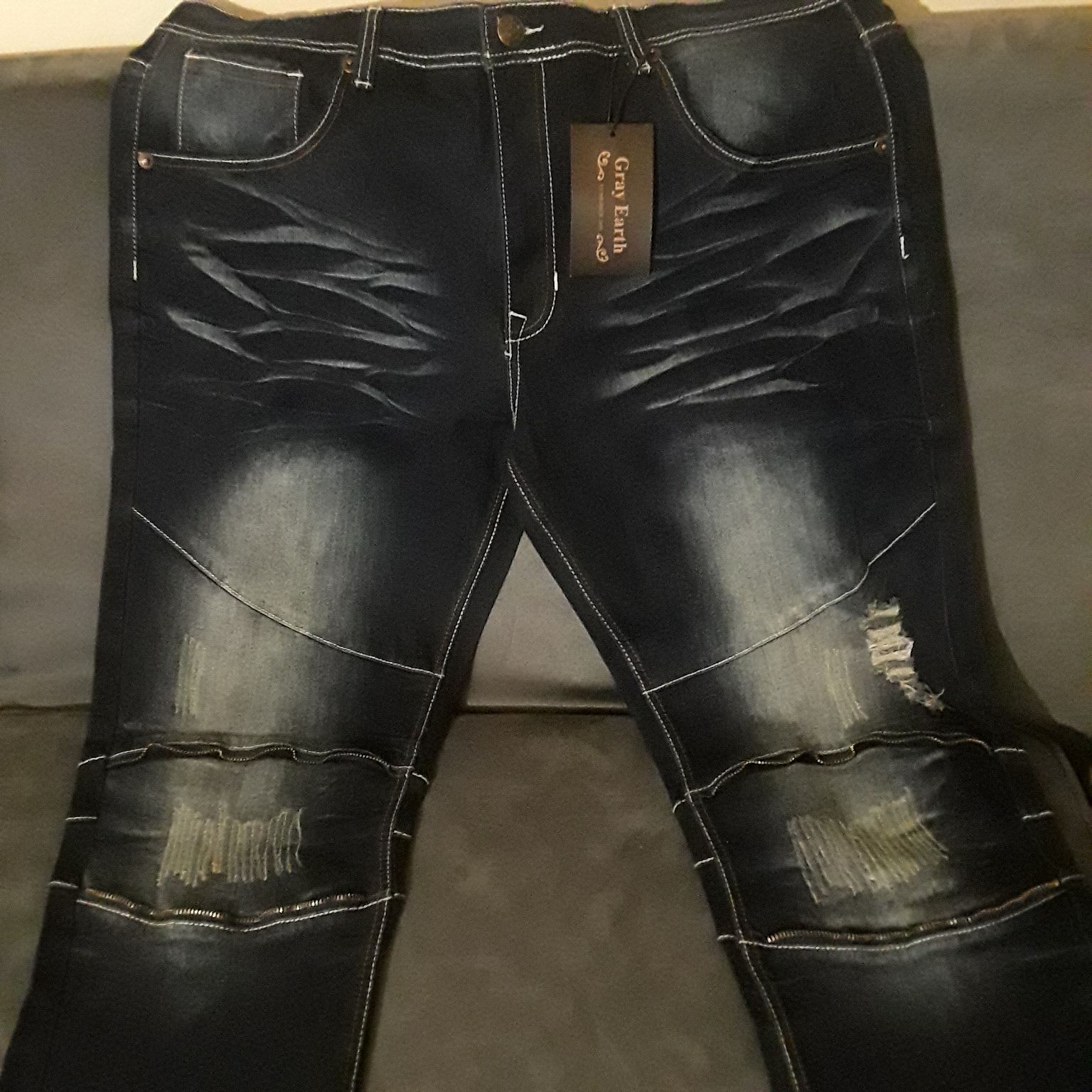 Gray Earth designer jeans size 40's