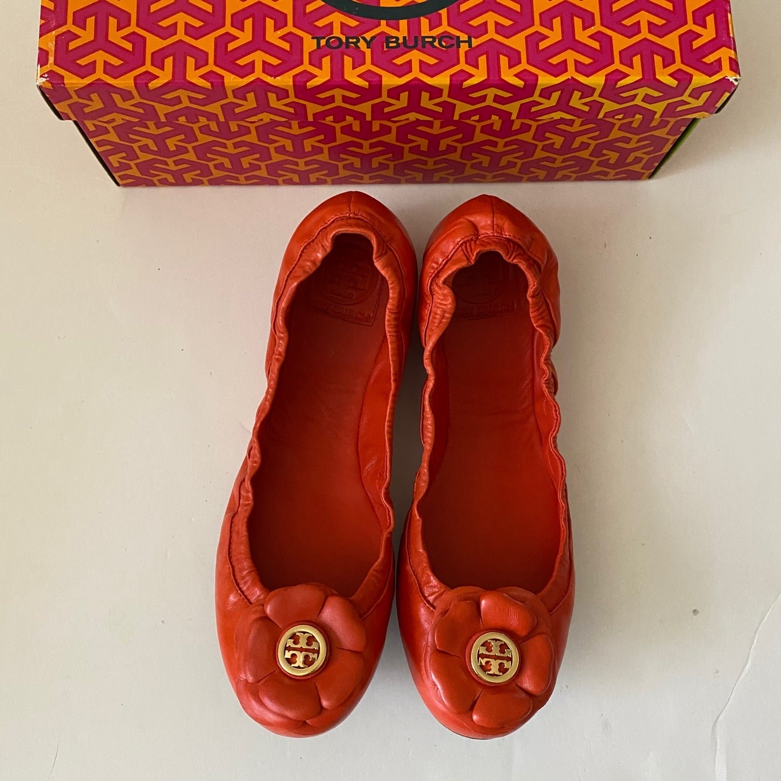 Tory Burch Flame Red Flower Leather Ballter Flats Size 8.5