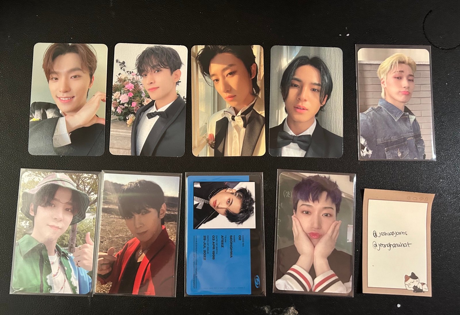 seventeen and ateez photocards