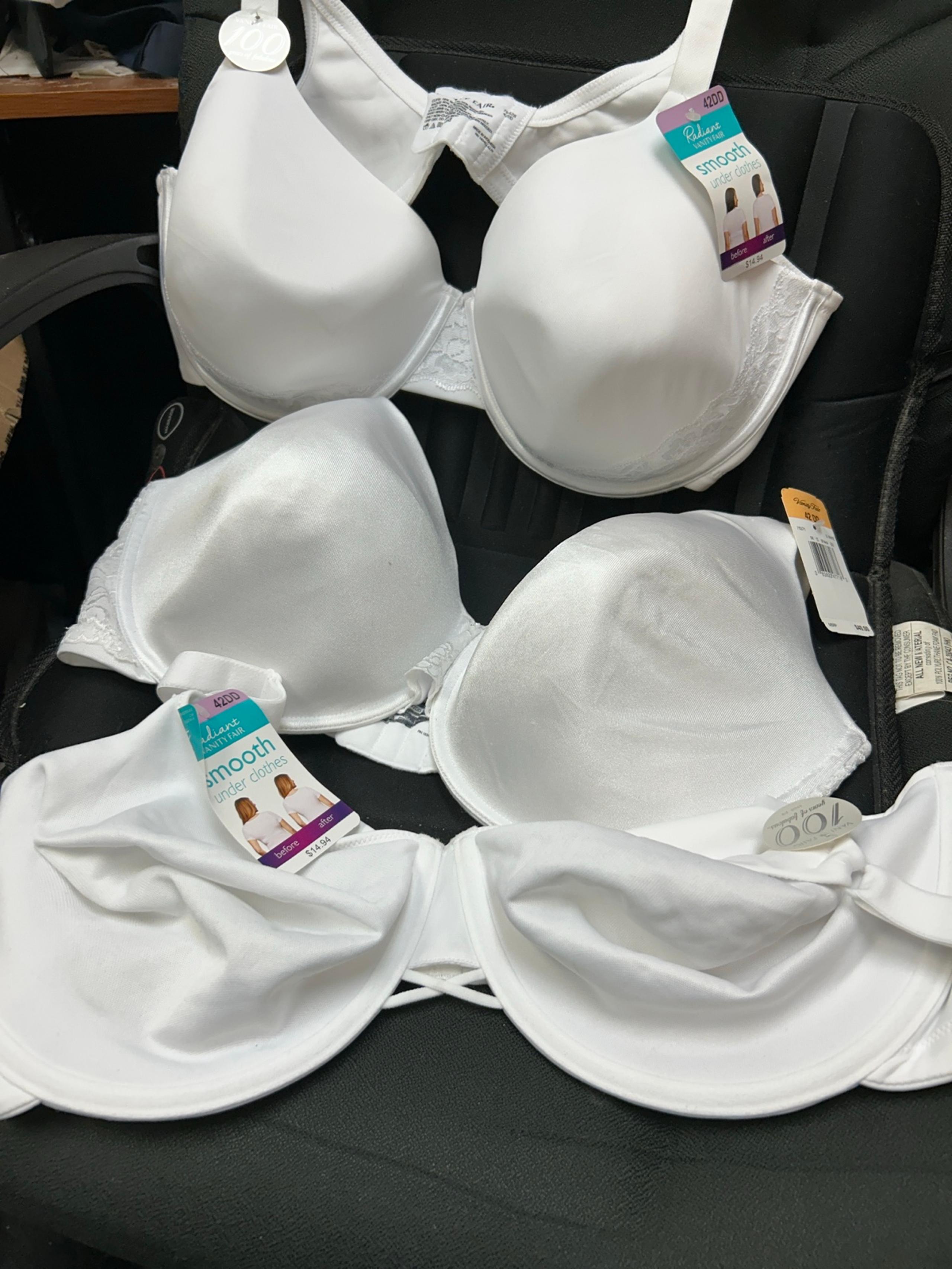 Bras 3 42DD vanity fair