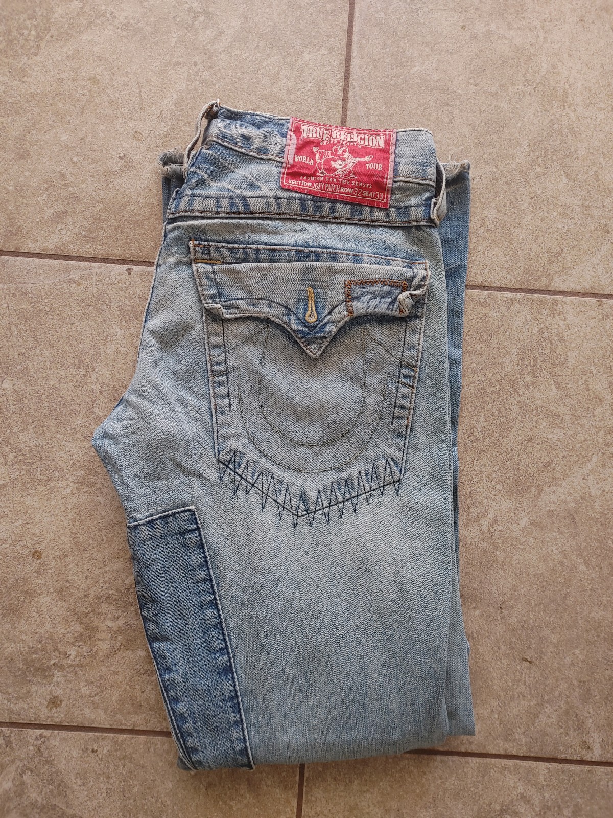 True Religion Patch Jeans 32