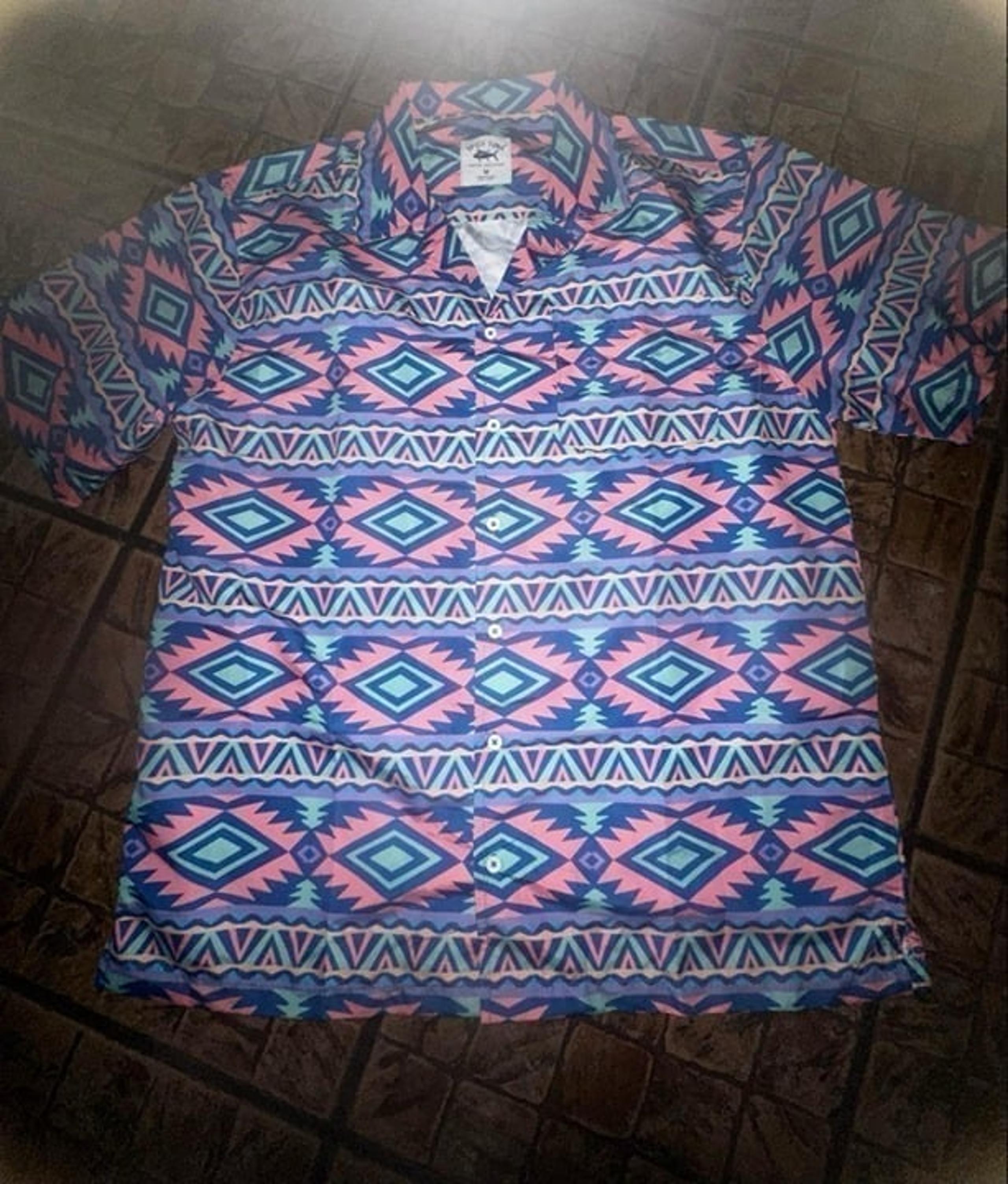 Spicy Tuna shirt fishing Coastal Outfitters medium spf