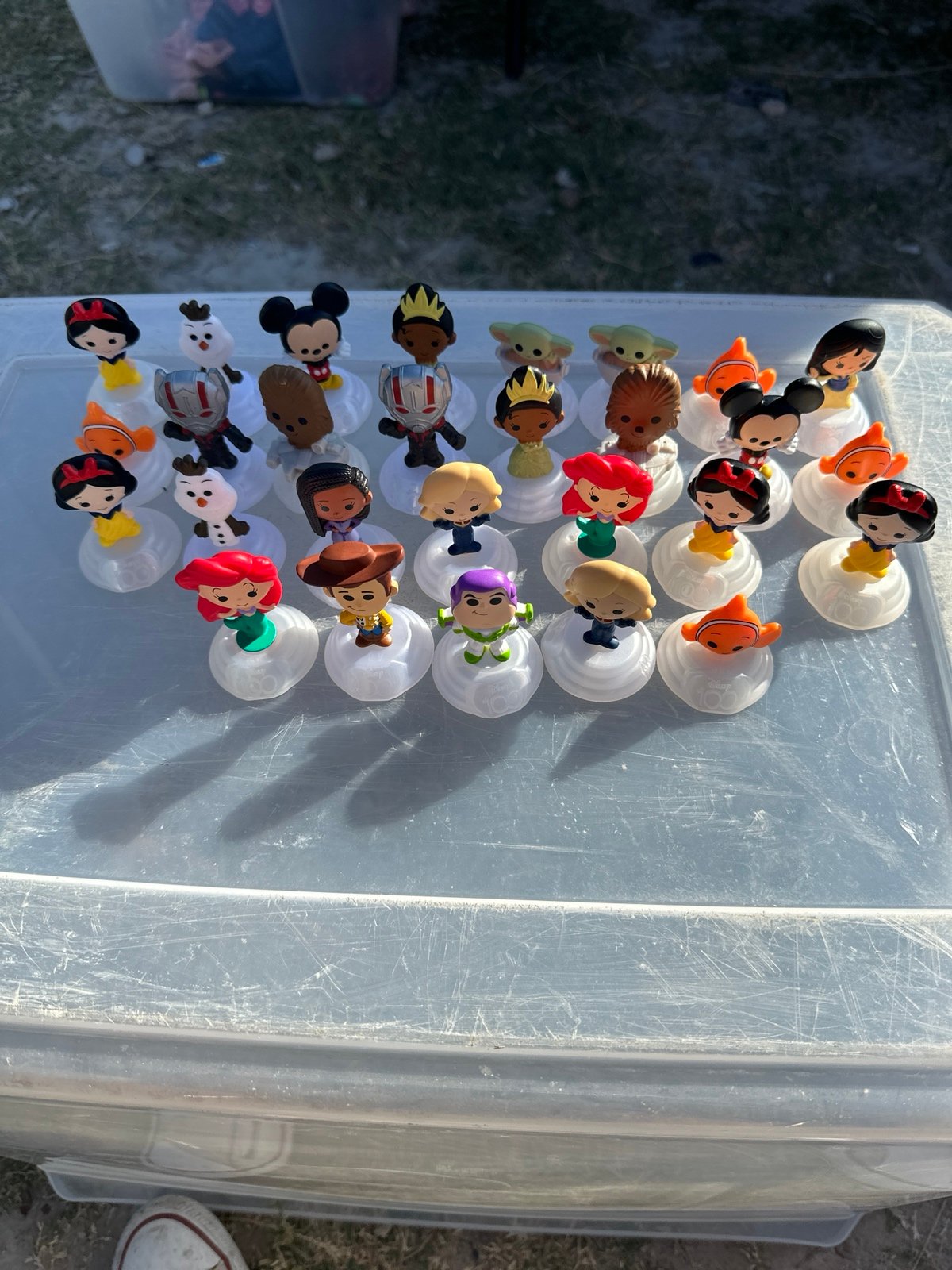 100 princess mcdonalds lot of 28