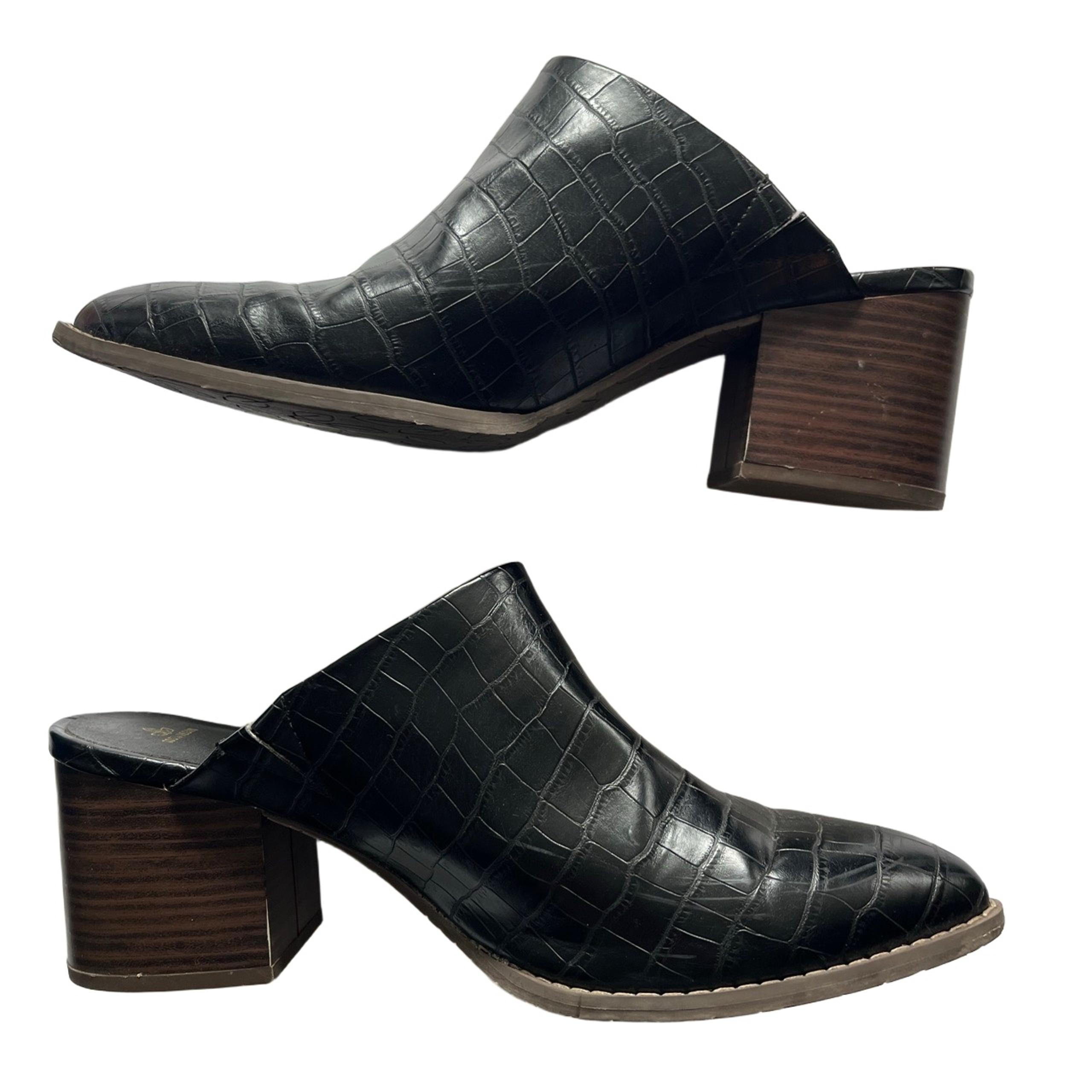 Melrose Avenue Black Faux Crocodile Vegan SlipOn Closed Toe PointedToe Mules 9