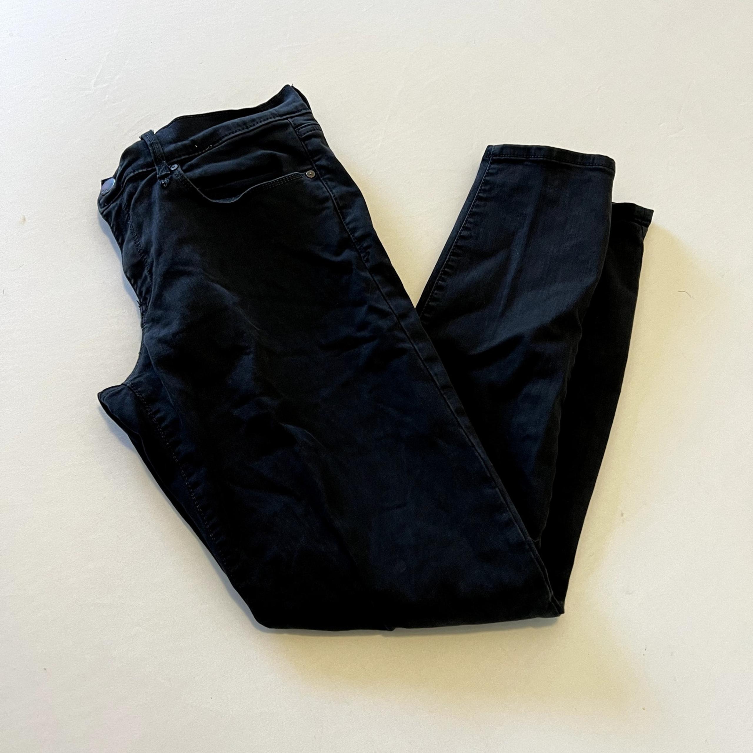 Gap 1969 black legging jean 27s