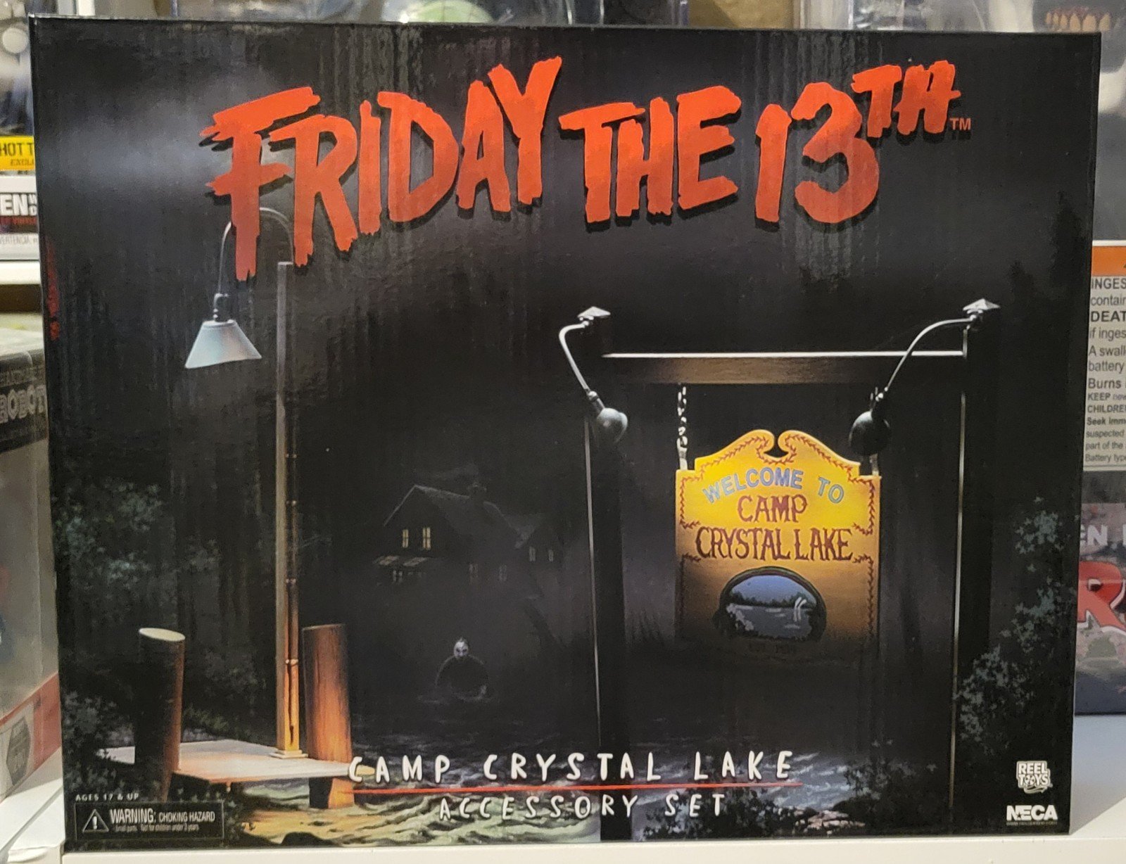 Neca Friday the 13th - Camp Crystal Lake Accessory Set