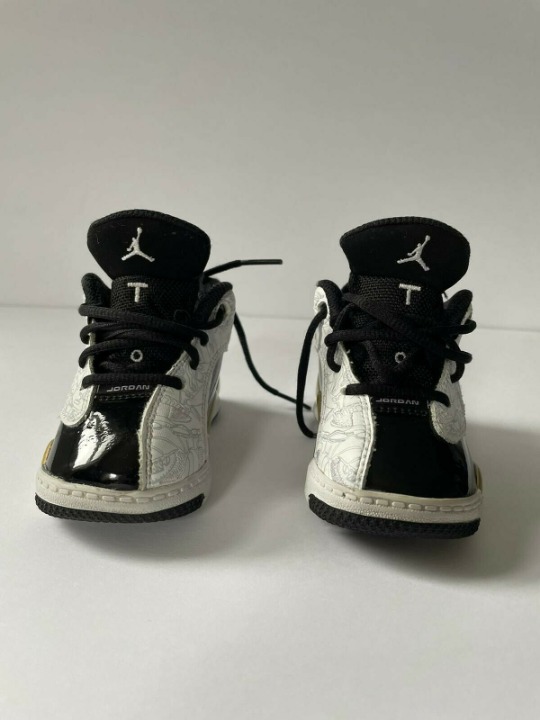 Jordan Dub Zero Black/White-Metallic Gold Kid's 4c- 311072 005