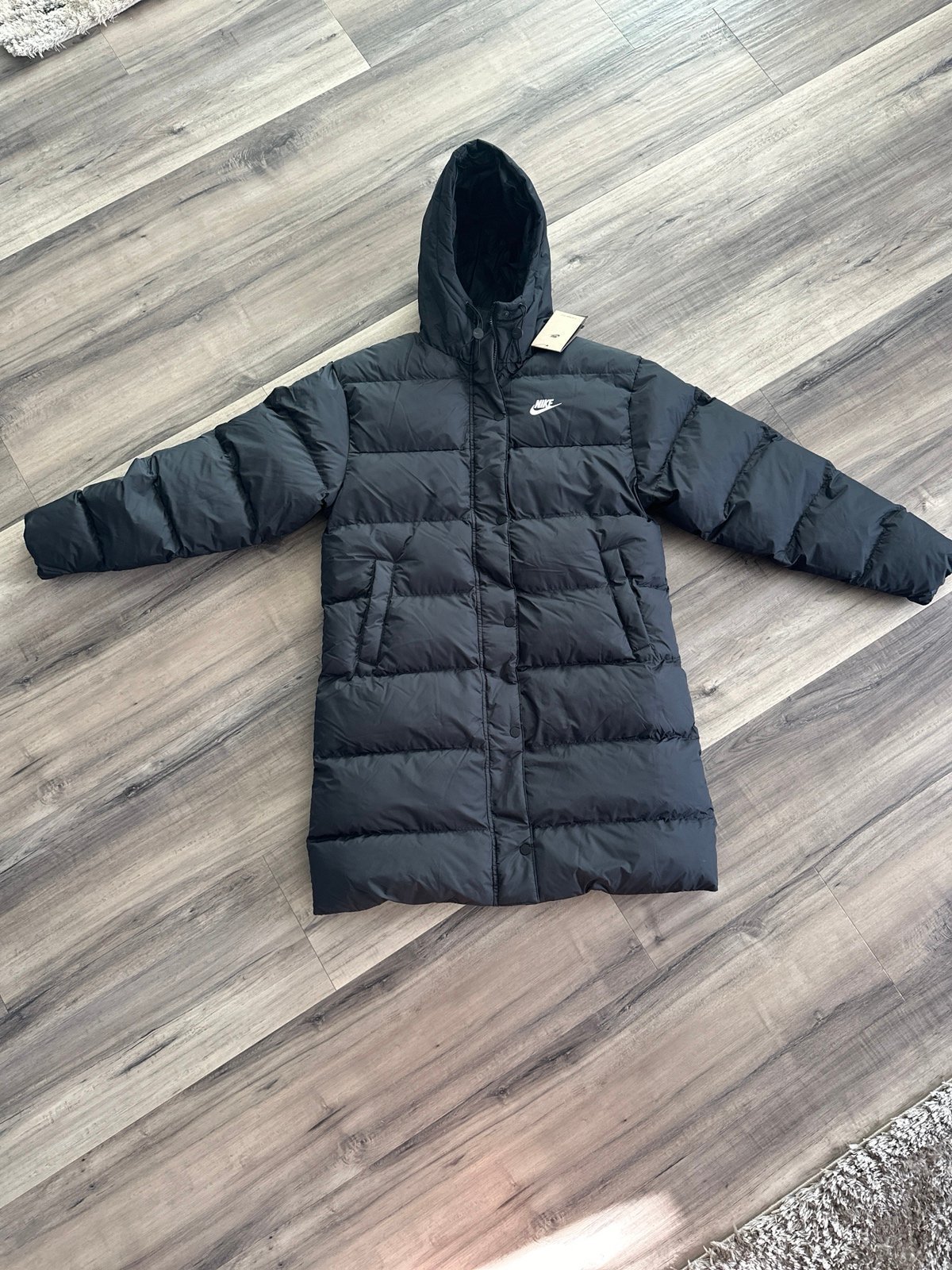 Nike Sportswear Women's Metro Puffer Therma-FIT Loose Hooded Parka