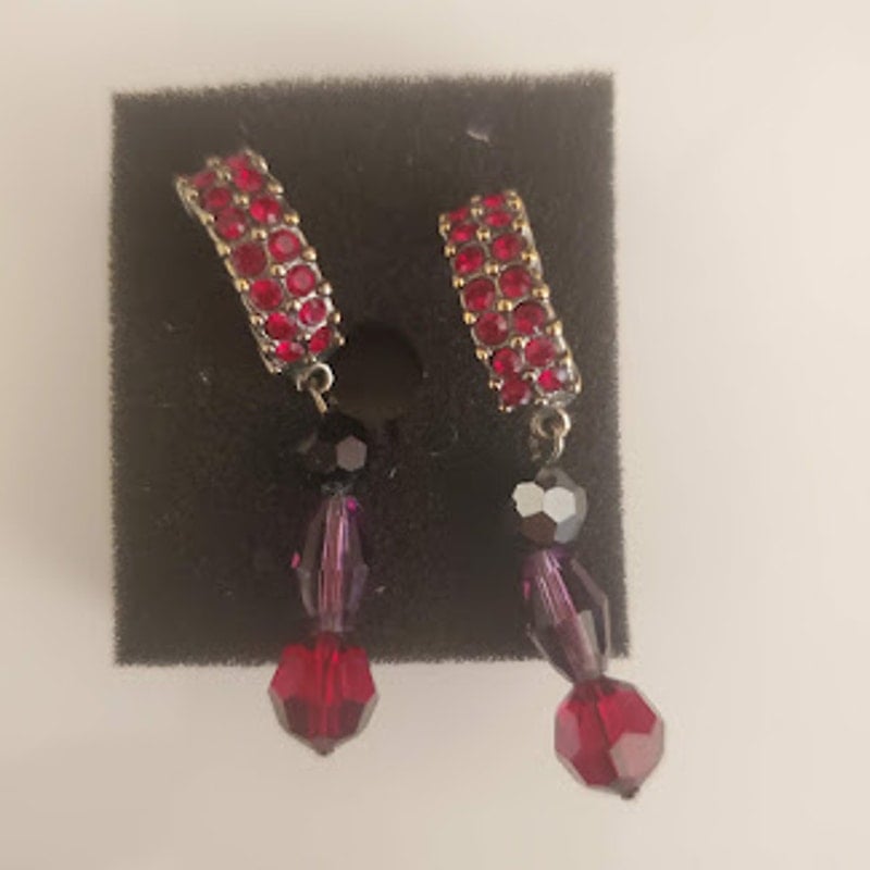 VTG Swarovski Half Hoop Pierced Earrings Deep Red Crystals and Beads Swan Signed