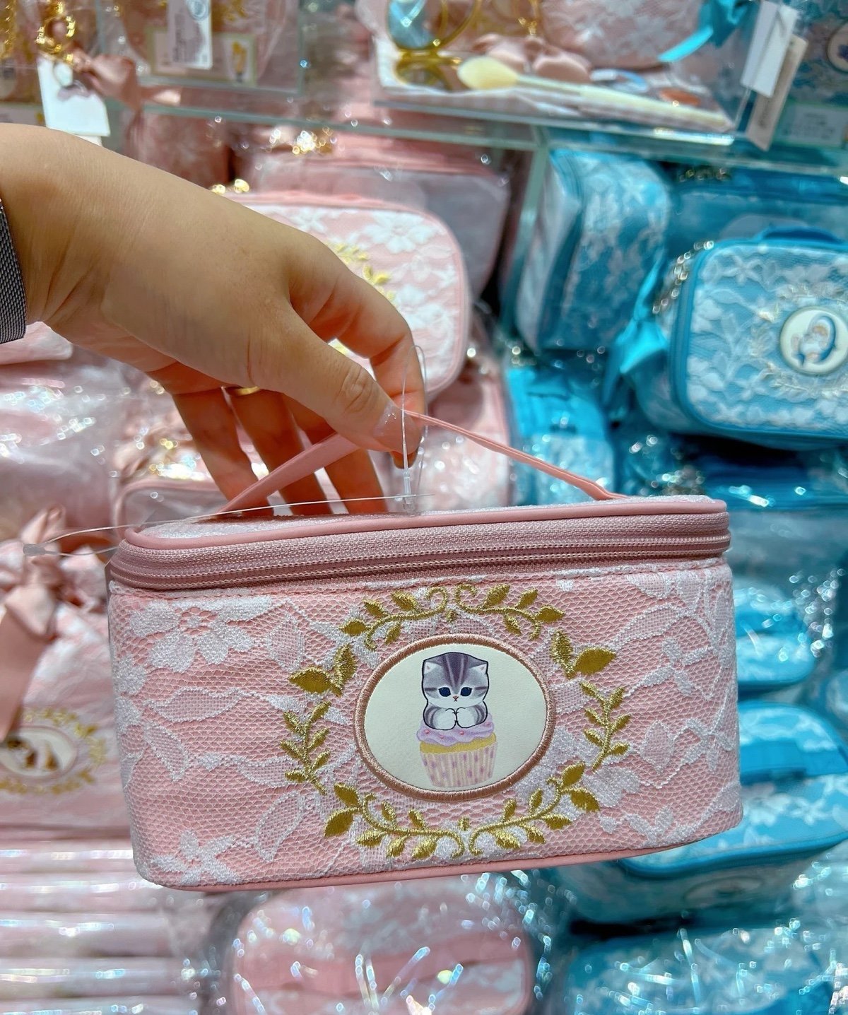 Mofusand lace pink makeup bag
