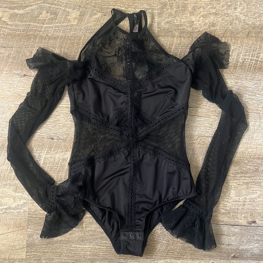 Thistle & Spire x Revolve Black Lace Bodysuit Size XS