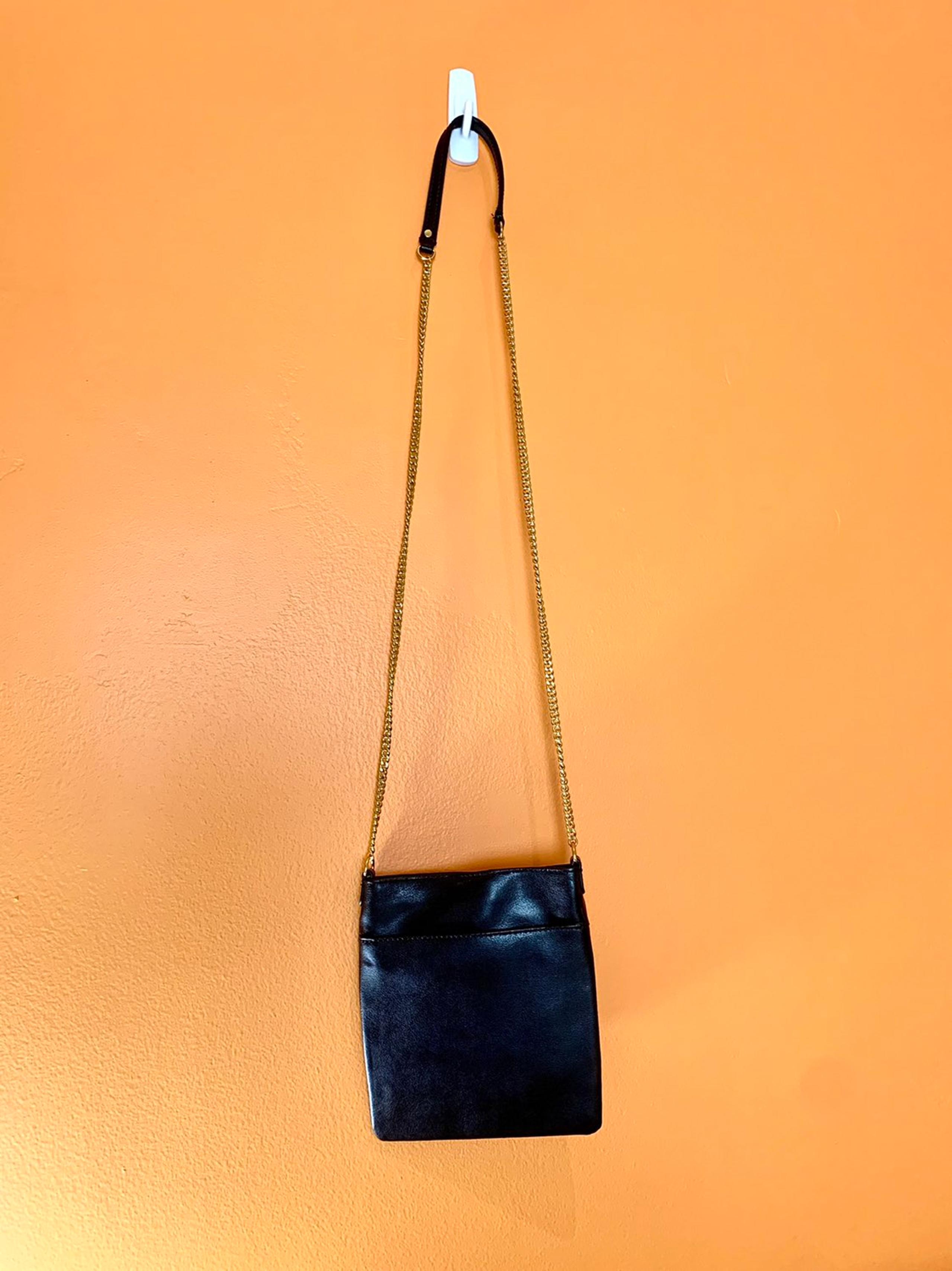 Womans banana republic leather back chain crossbody bag