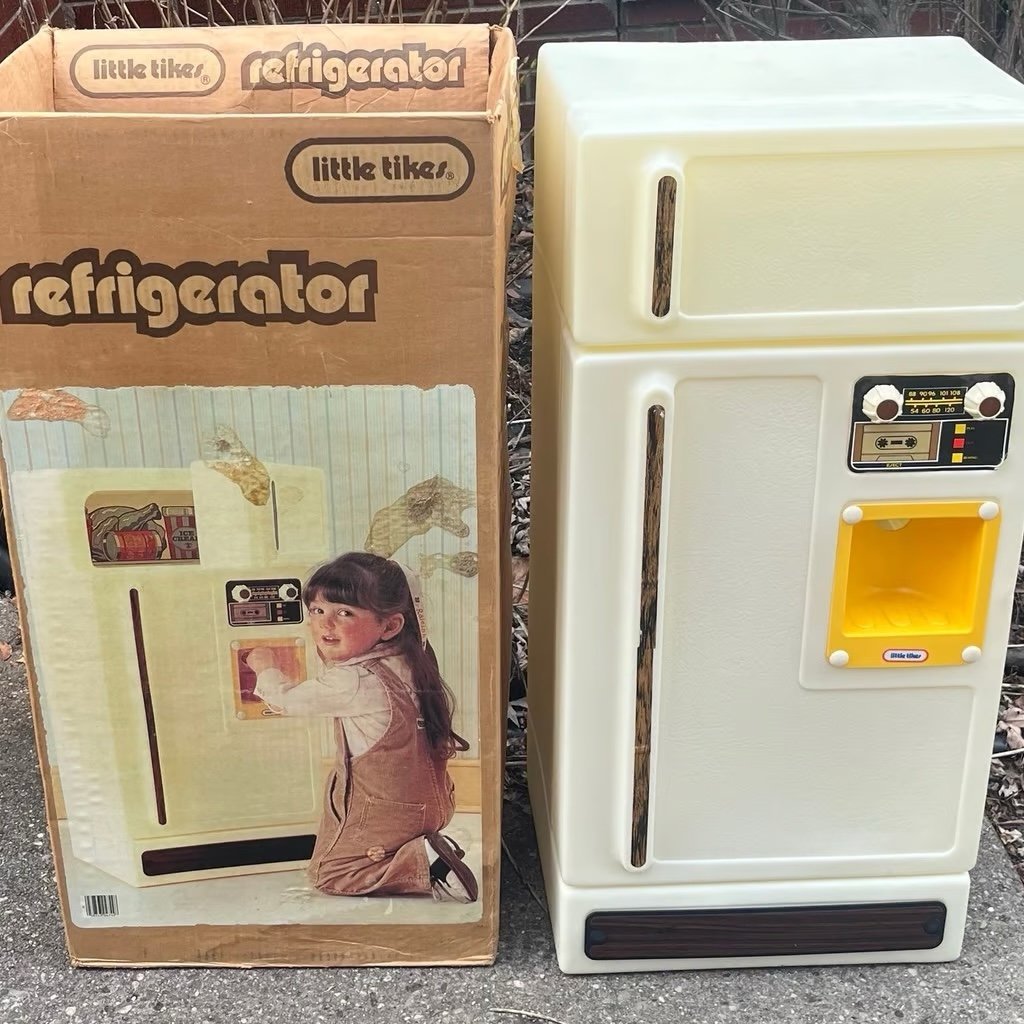 Little Tikes Refrigerator