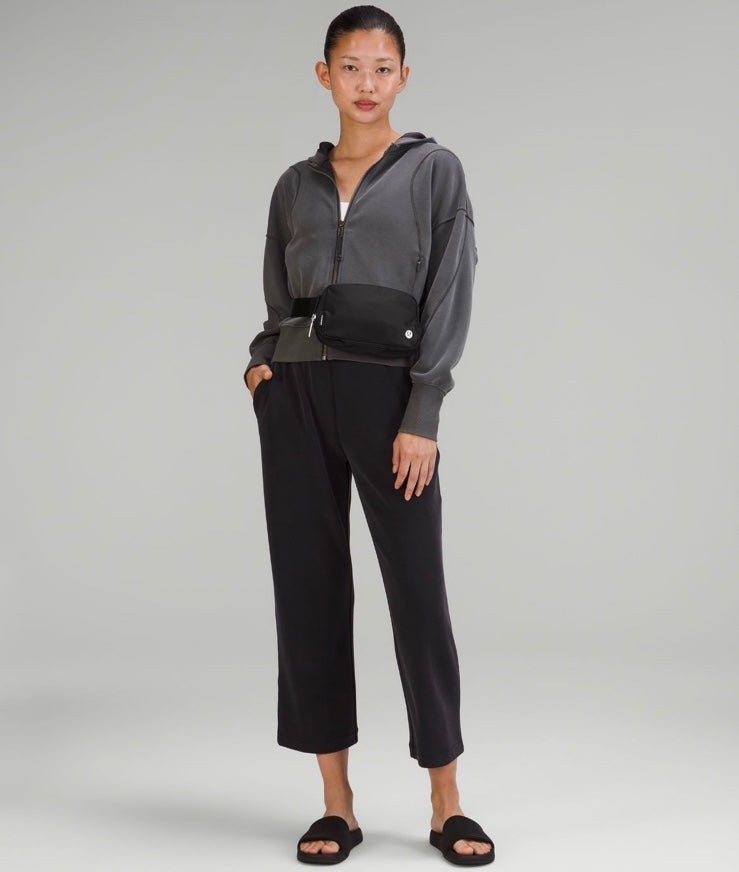 lululemon everywhere belt bag