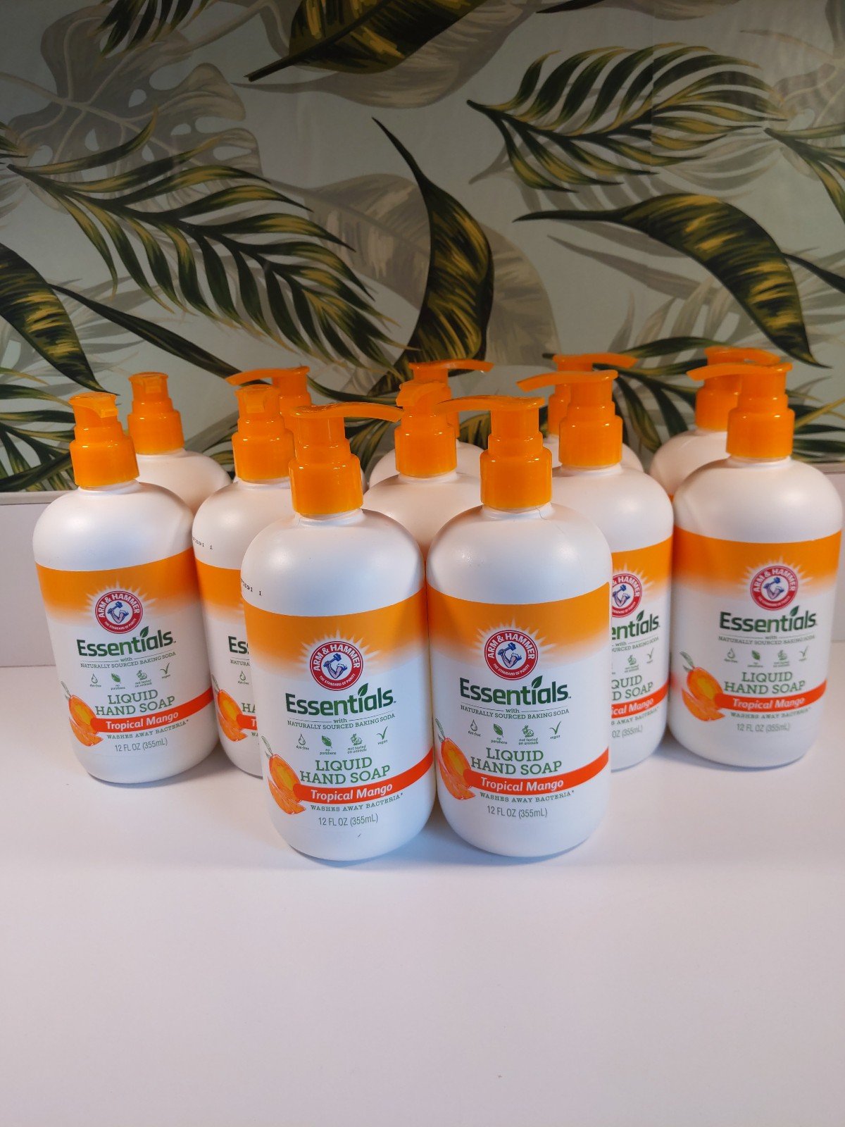 12 MANGO ARM & HAMMER HAND SOAP