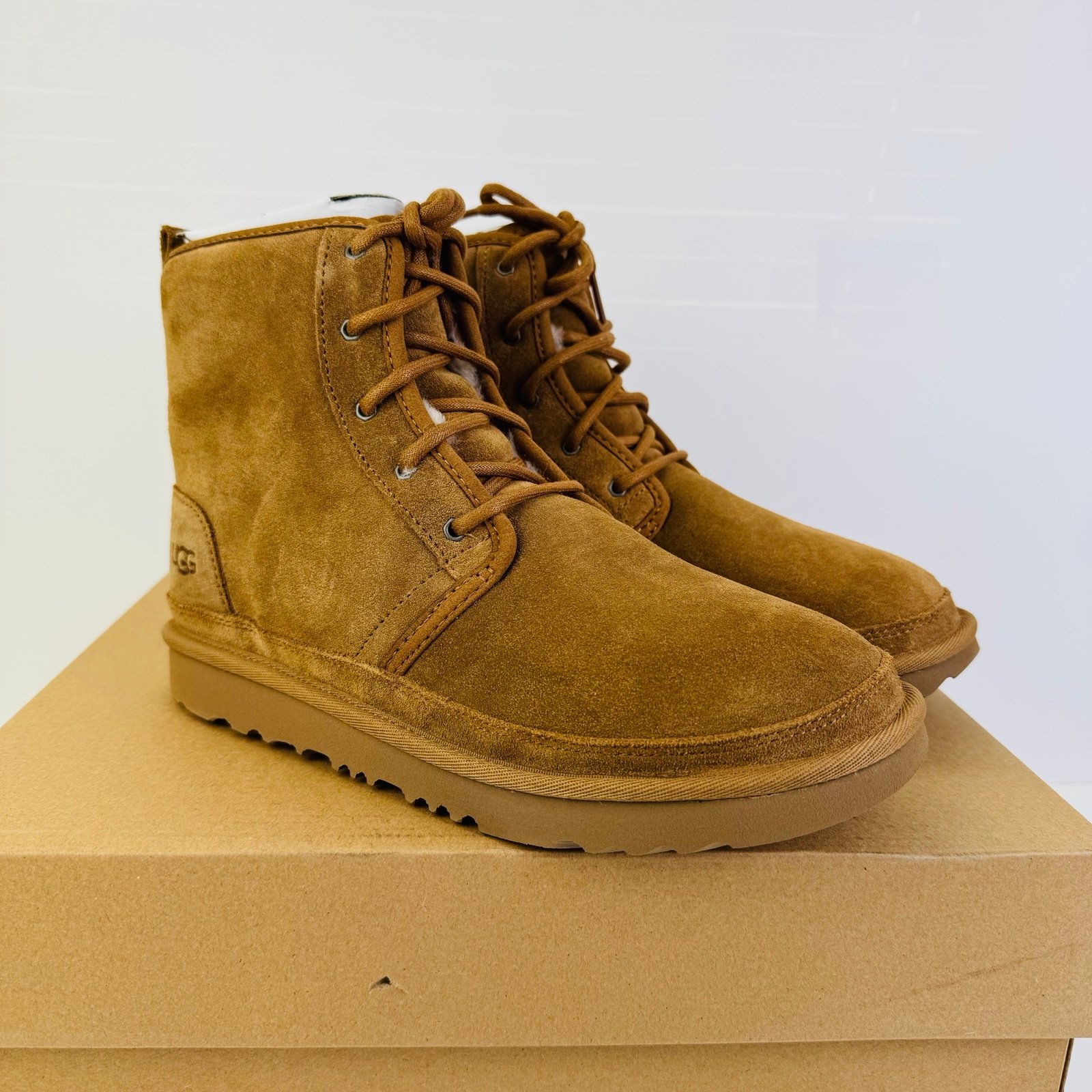 UGG K Neumel High Chestnut Chukka Lace Up Boot Sheepskin Youth Girl's Size 6