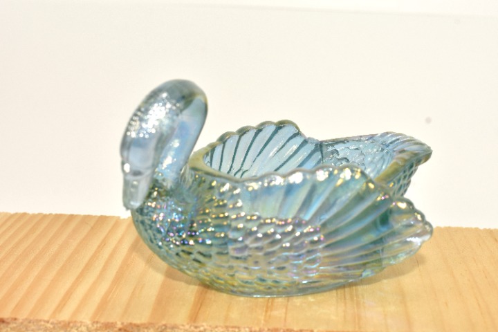 BOYD'S BLUE IRIDESCENT ART GLASS OPEN SWAN SALT CELLAR RARE