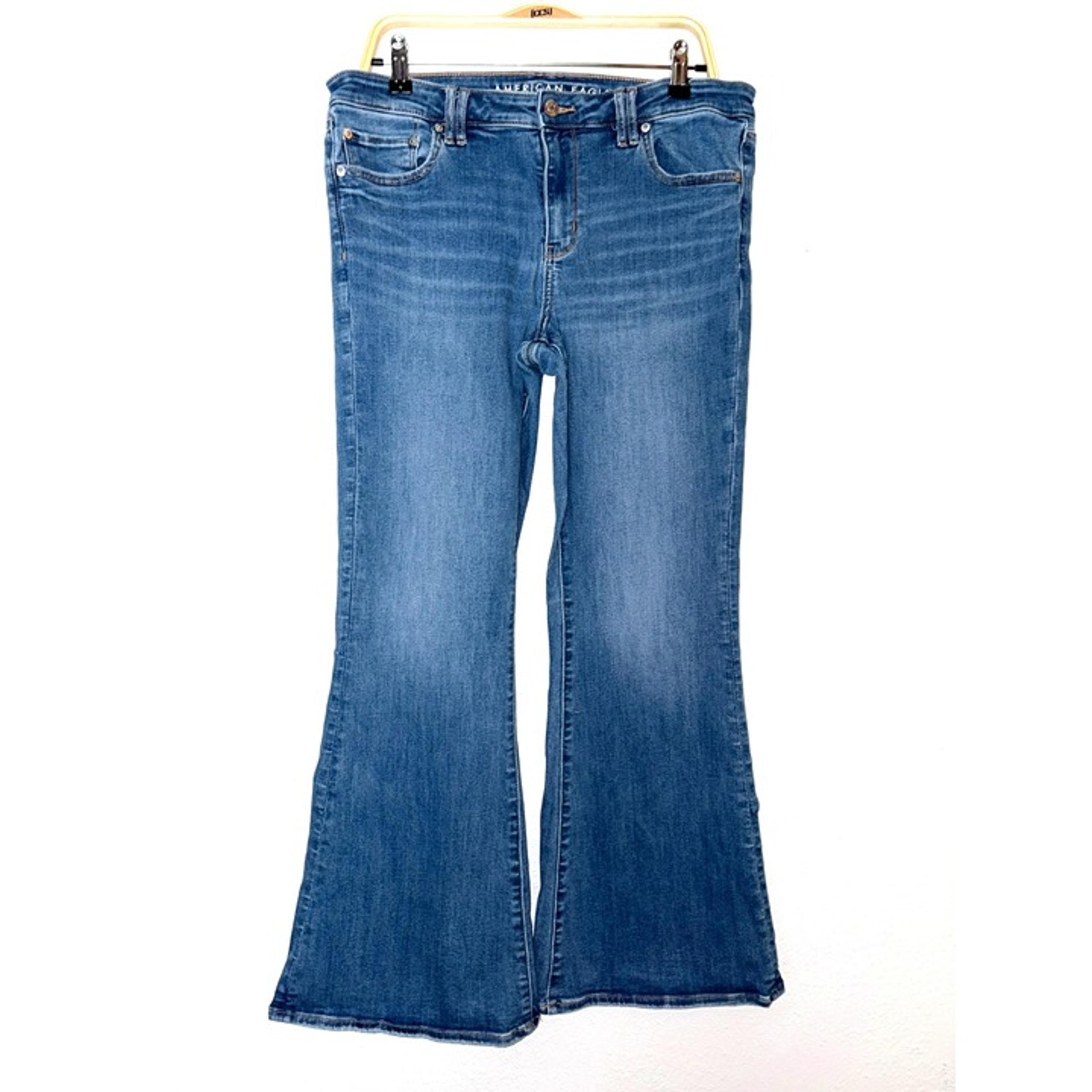 American Eagle Low-Rise Flare Jeans Size 14