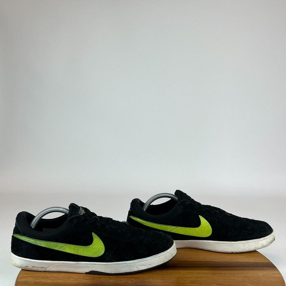 Mens Nike SB Eric Koston 2 Black Suede Skateboarding Sneakers Shoes Size 11 M