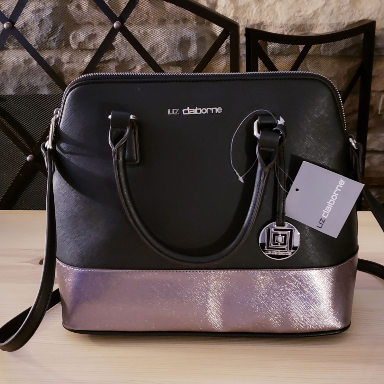Black Satchel with Shoulderstrap