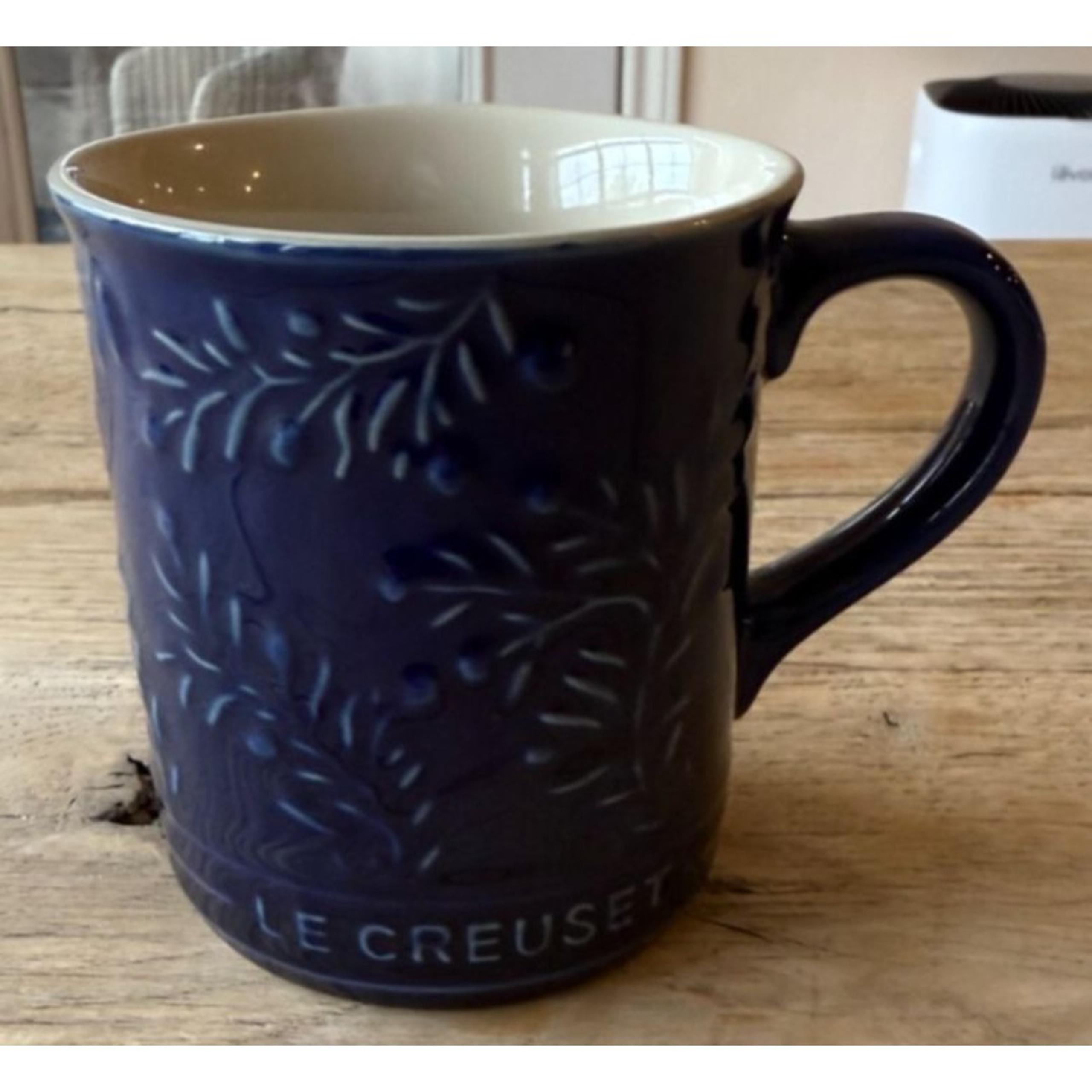 Le Creuset Stoneware Olive Branch Collection Coffee Mug 14 oz, Indigo NEW
