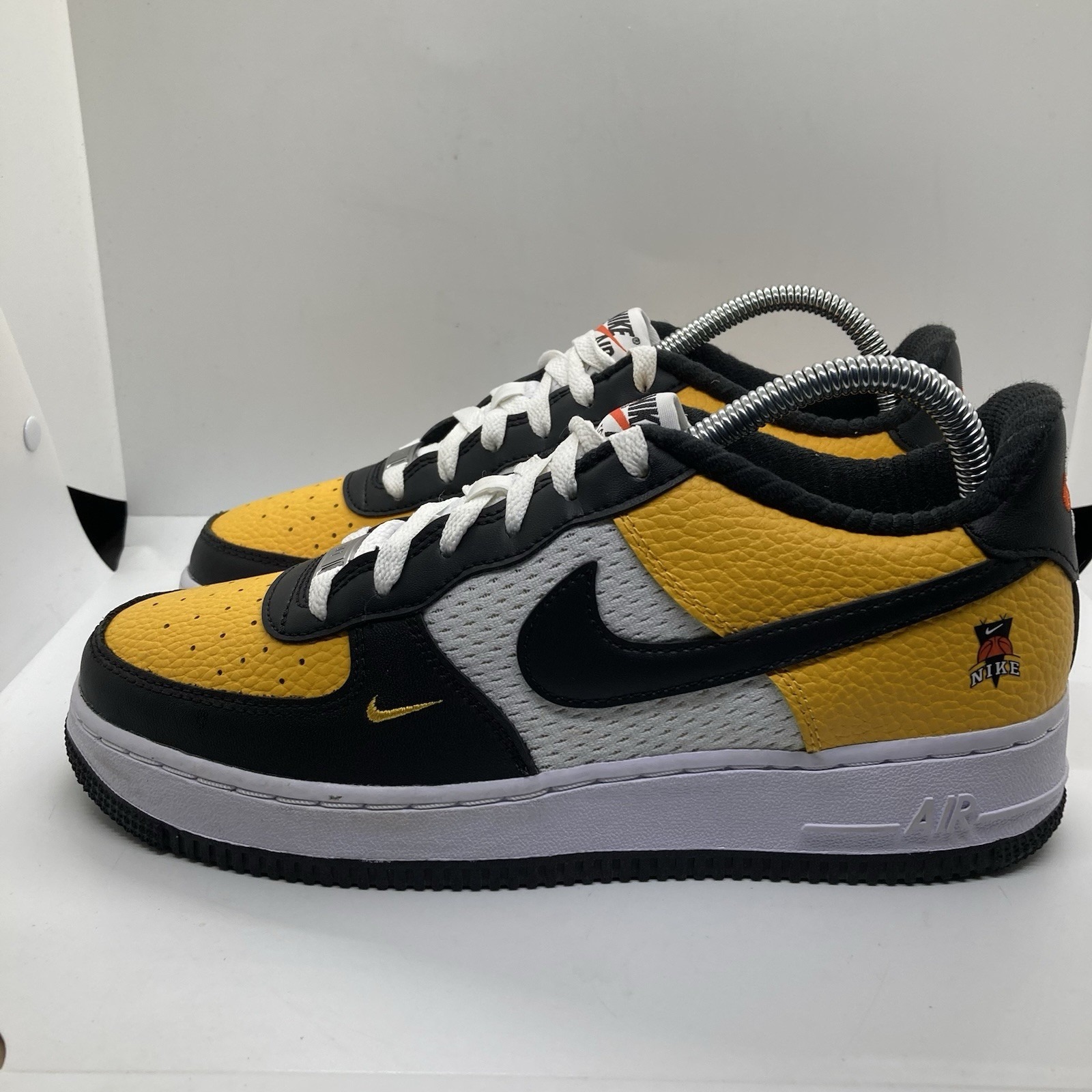 Nike Air Force 1 Size 7Y Black Gold Jersey Mesh Shoes Sneakers DQ7779-700