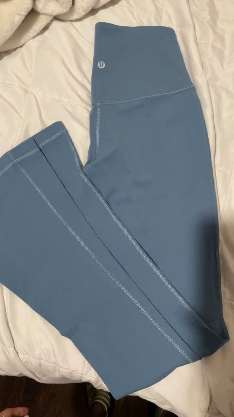 Luluemon mini flare blue leggings