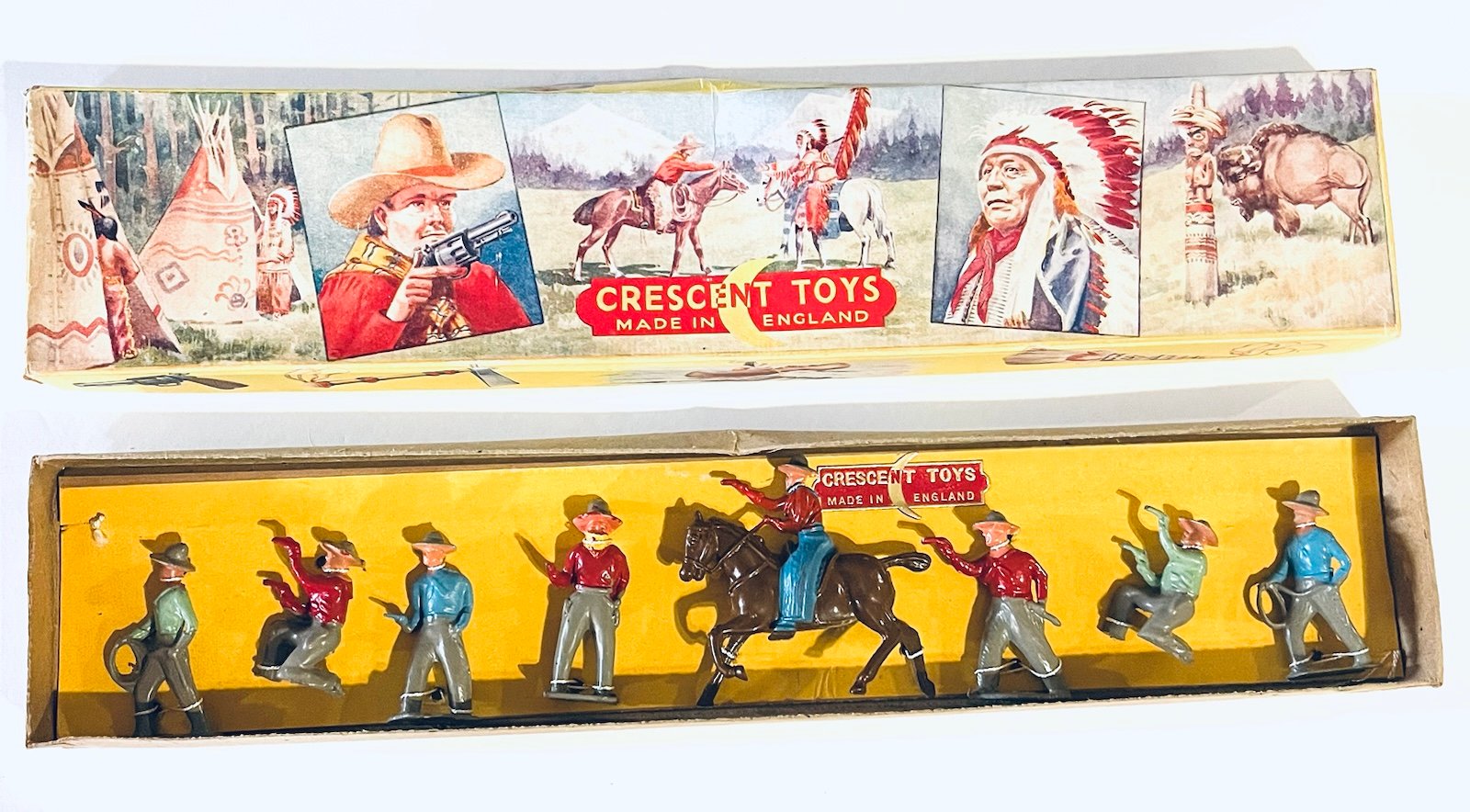 VTG CRESCENT TOYS LEAD COWBOYS WILD WEST TOY SOLDIER FIGURES 8 PCS MINT IN BOX