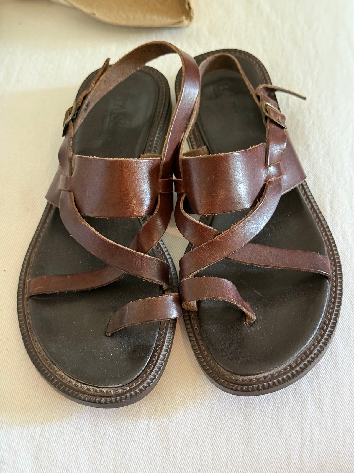 GH Bass & Co Sandals 9