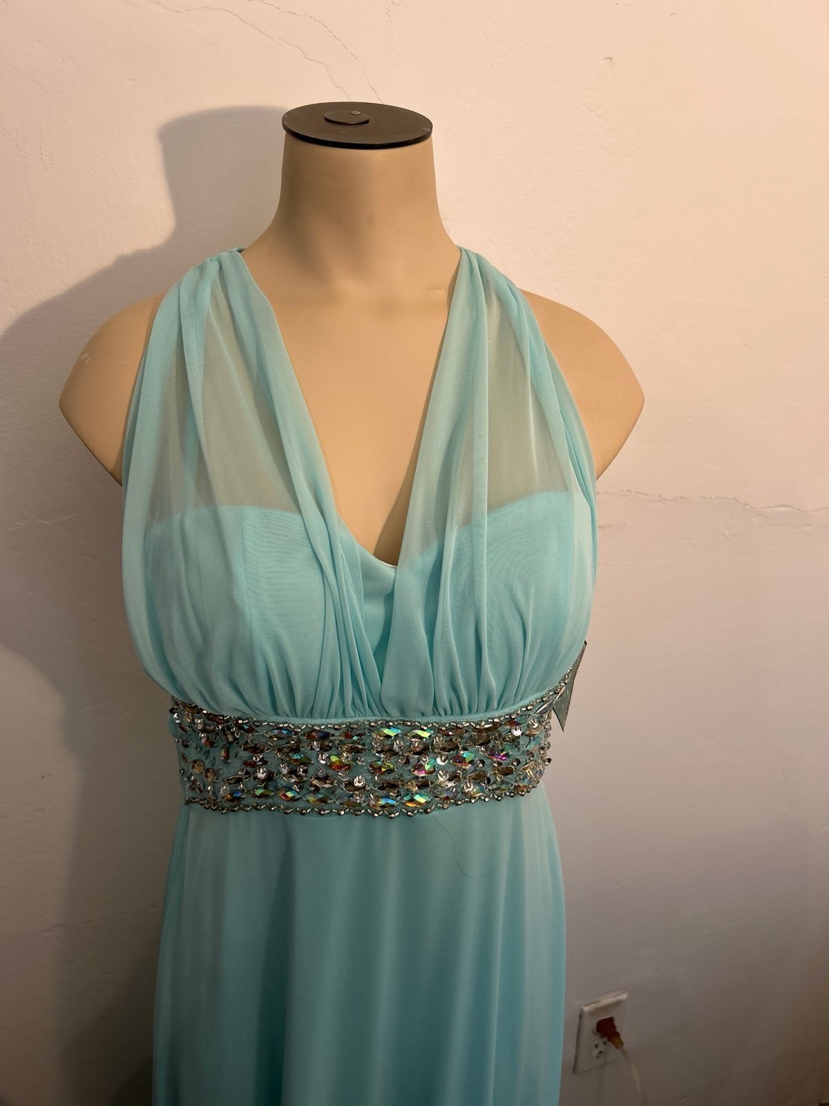 Gown size 5