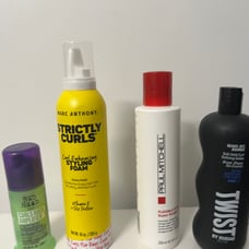 Lot of hair curling products