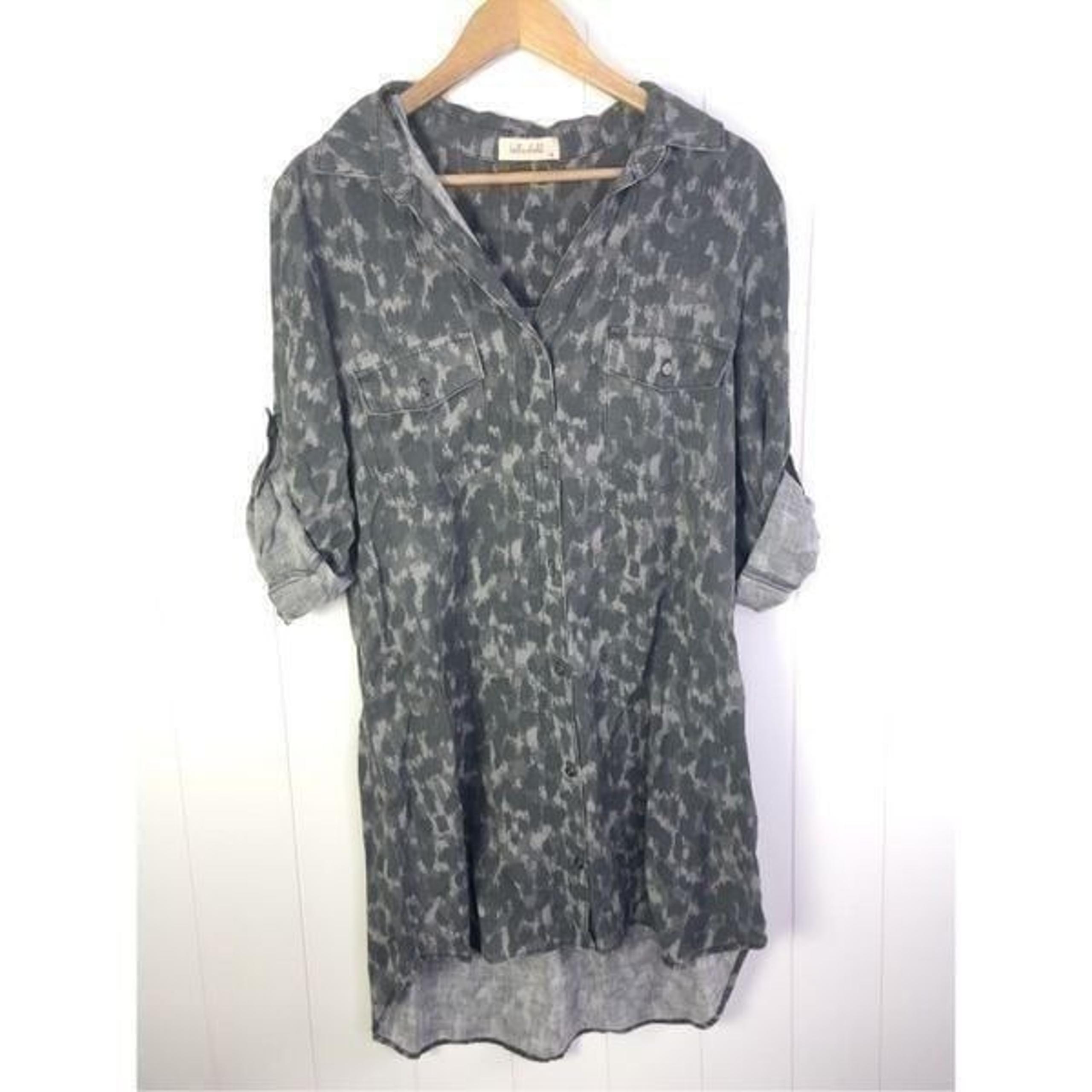Bella Dahl Button-Down Grey Camo Dress Mini Size M