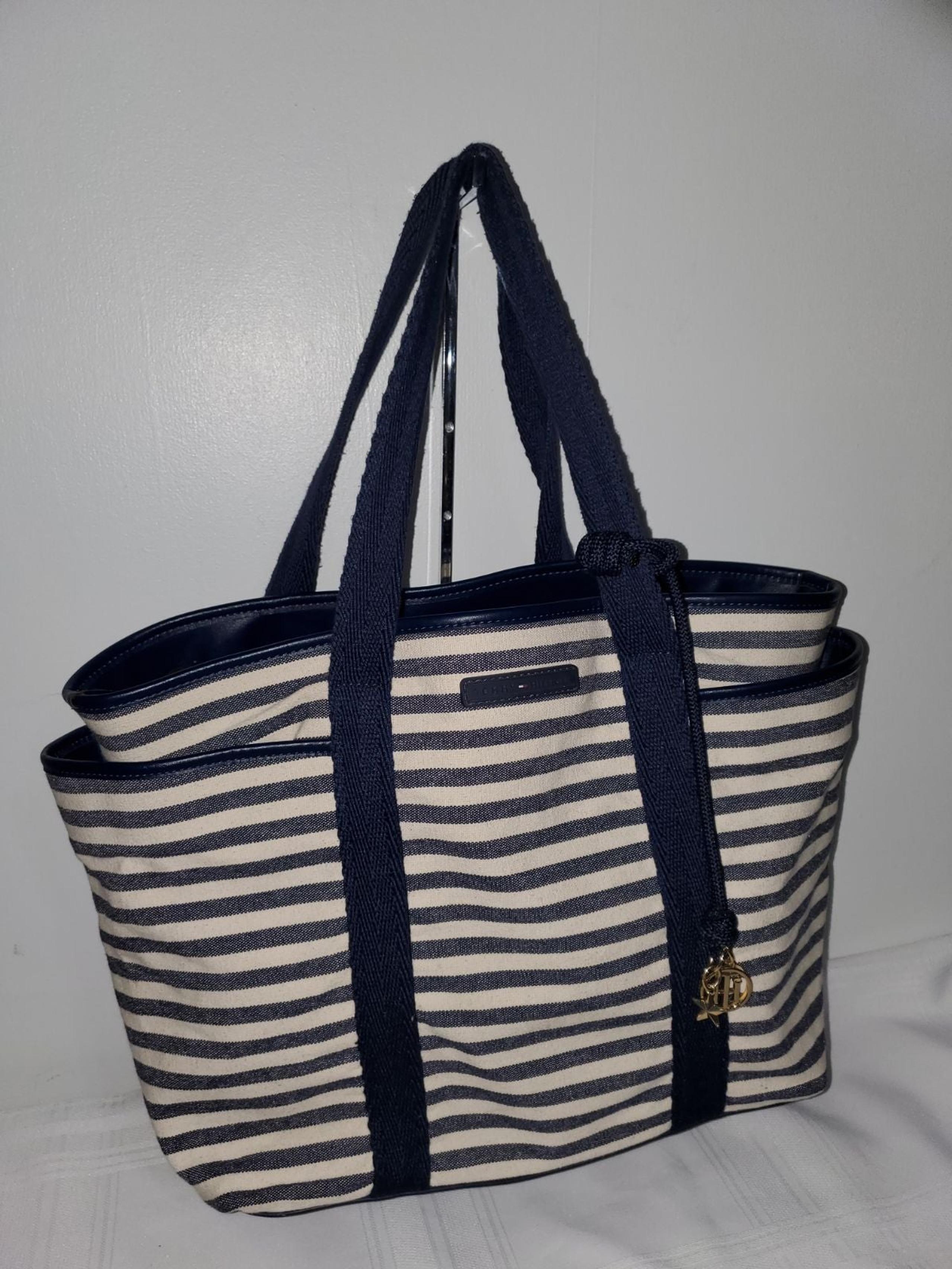 TOMMY HOLFIGER LARGE STRIPE TOTE BAG