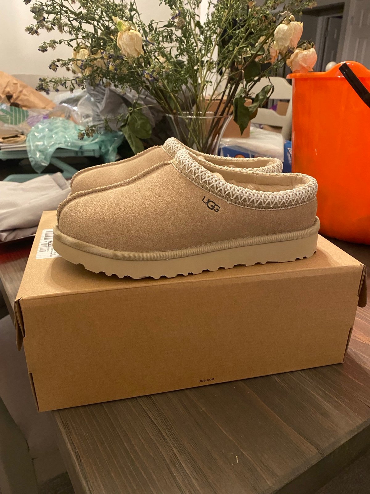 UGG Tasman Womens Size 7 (Mustard Seed) - New in Box -
