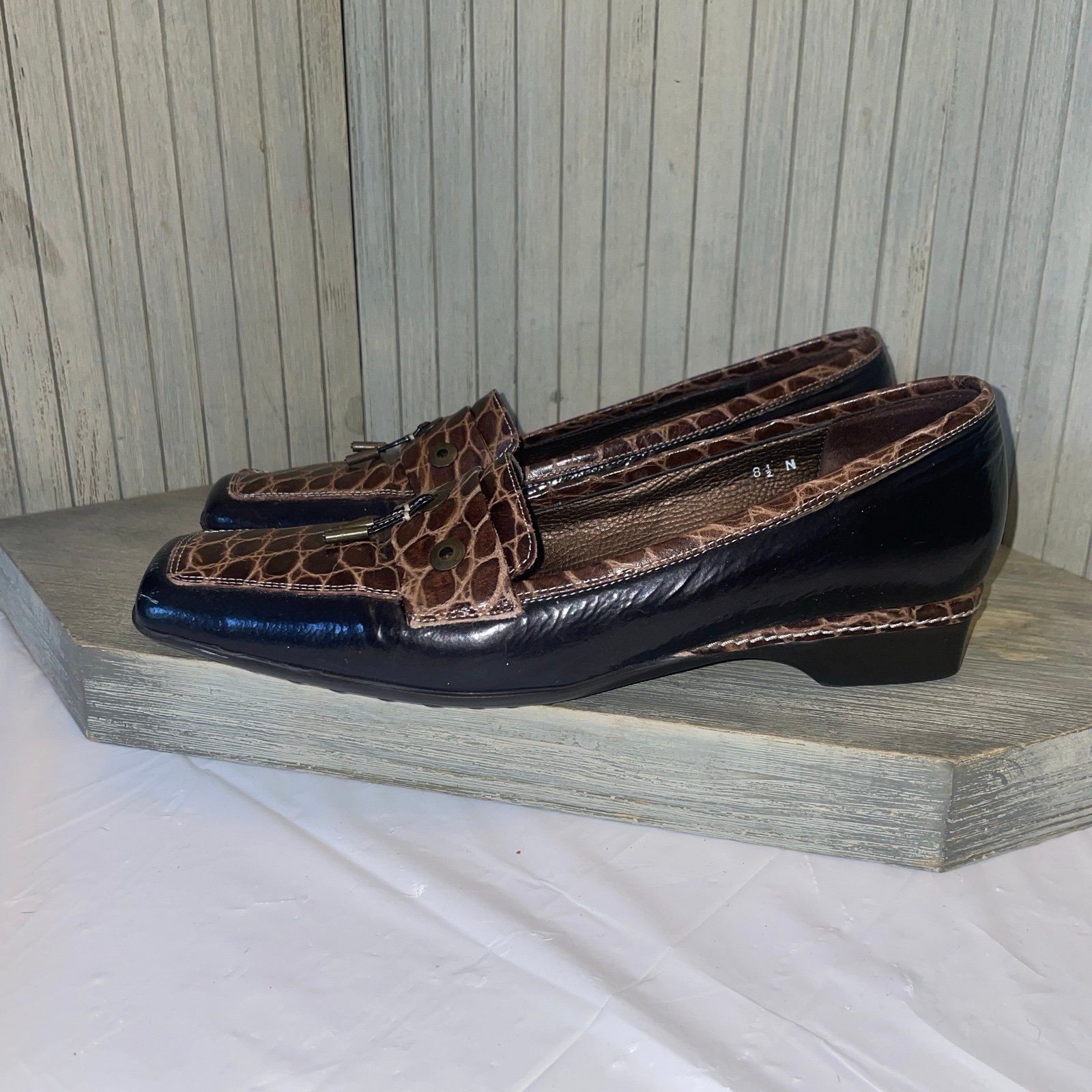Sesto Meucci Brown Leather Slip on Loafer w/Ribber Soles 8.5 N